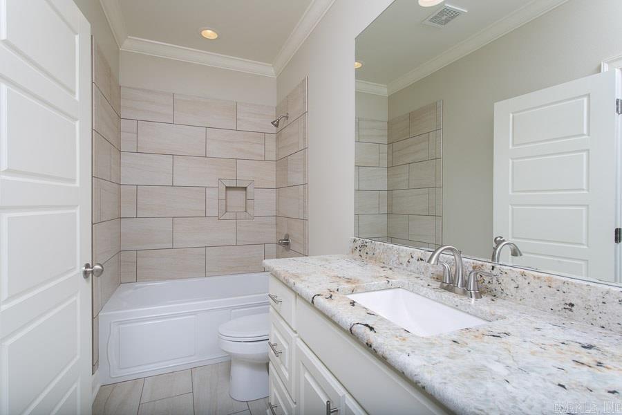 WOODLANDS EDGE - Residential