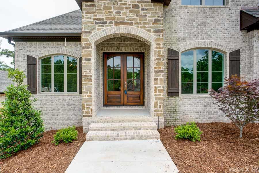 WOODLANDS EDGE - Residential