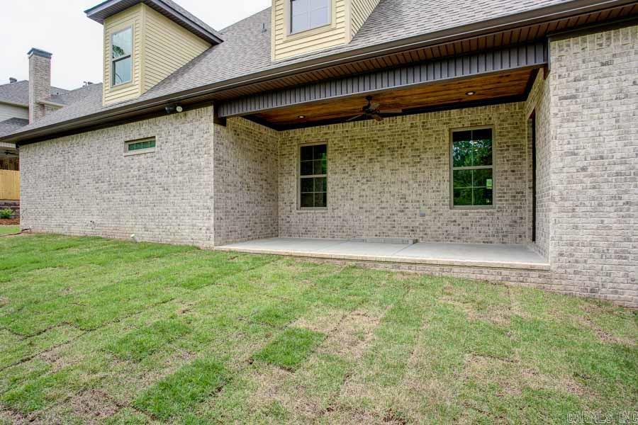 WOODLANDS EDGE - Residential