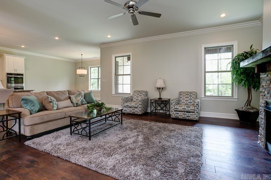 WOODLANDS EDGE - Residential