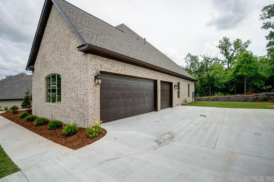 WOODLANDS EDGE - Residential