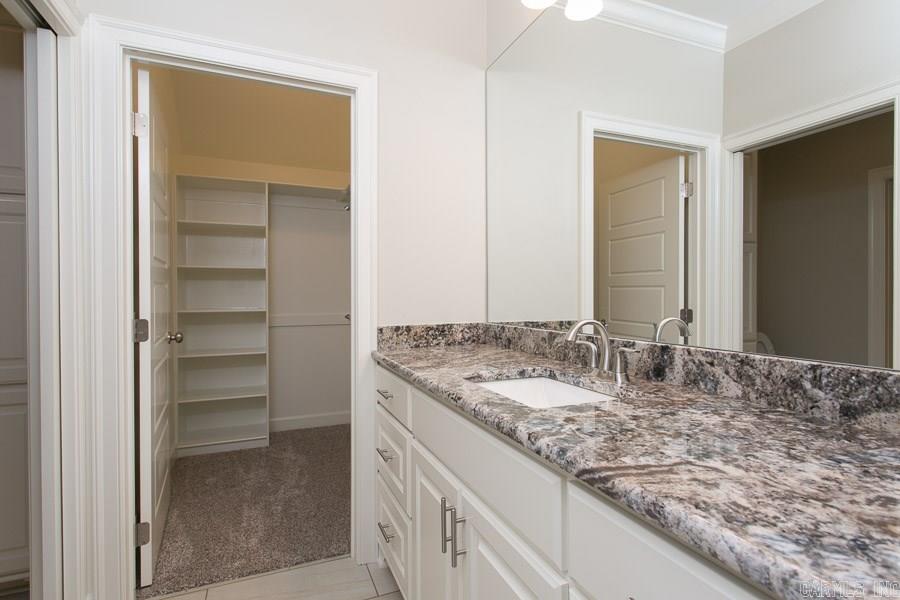 WOODLANDS EDGE - Residential