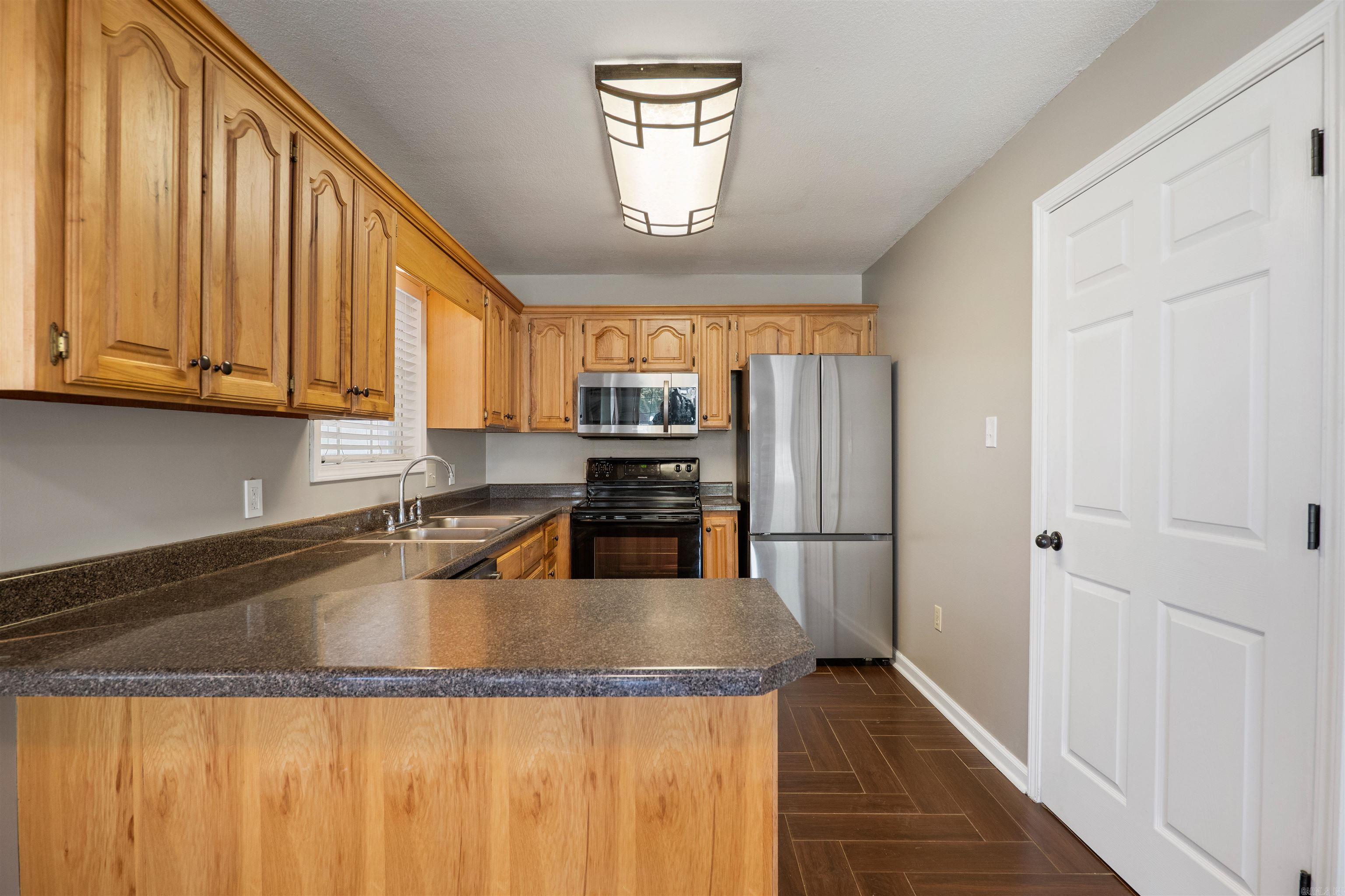Criss - Residential