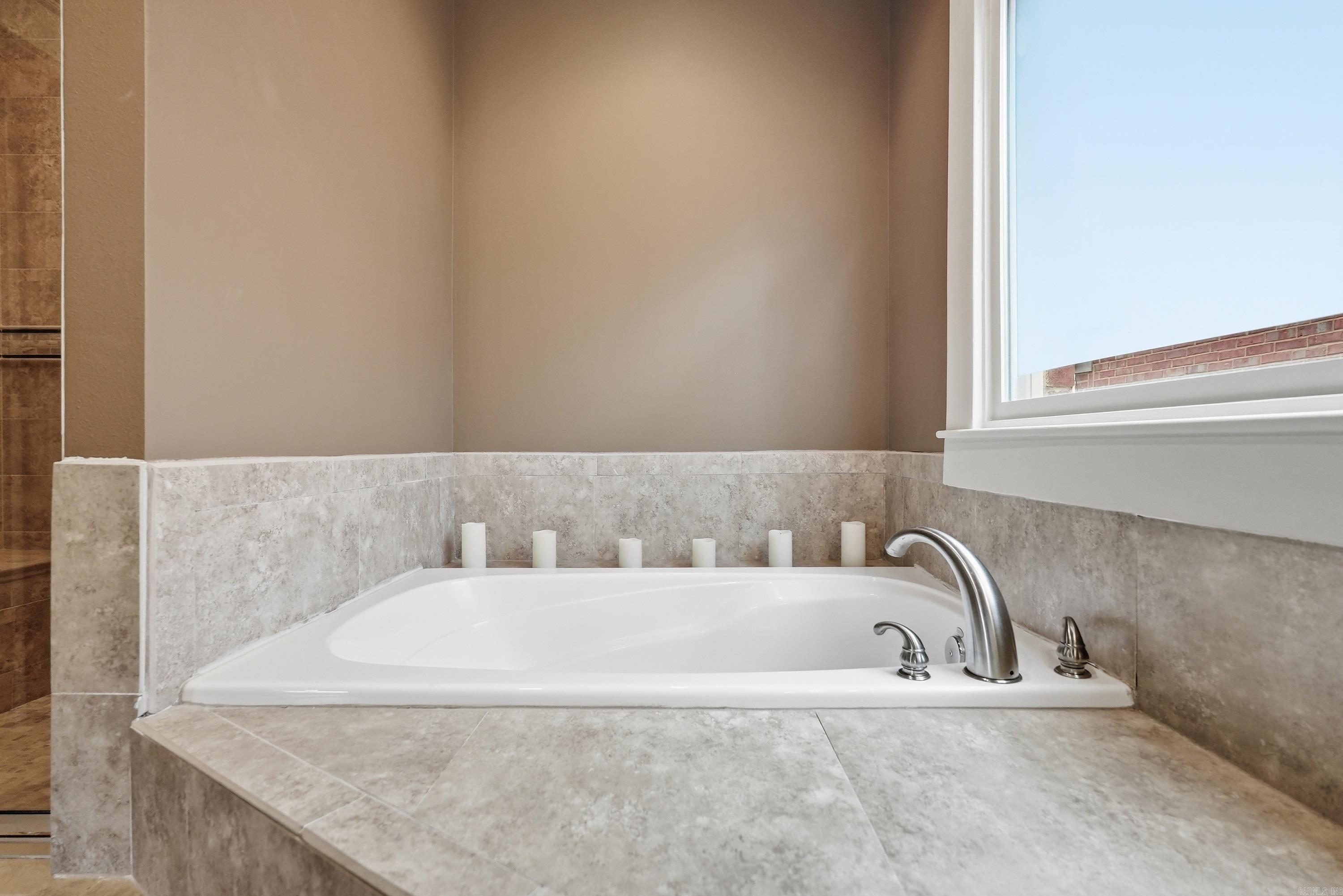 CITY OF LR L1 - Residential