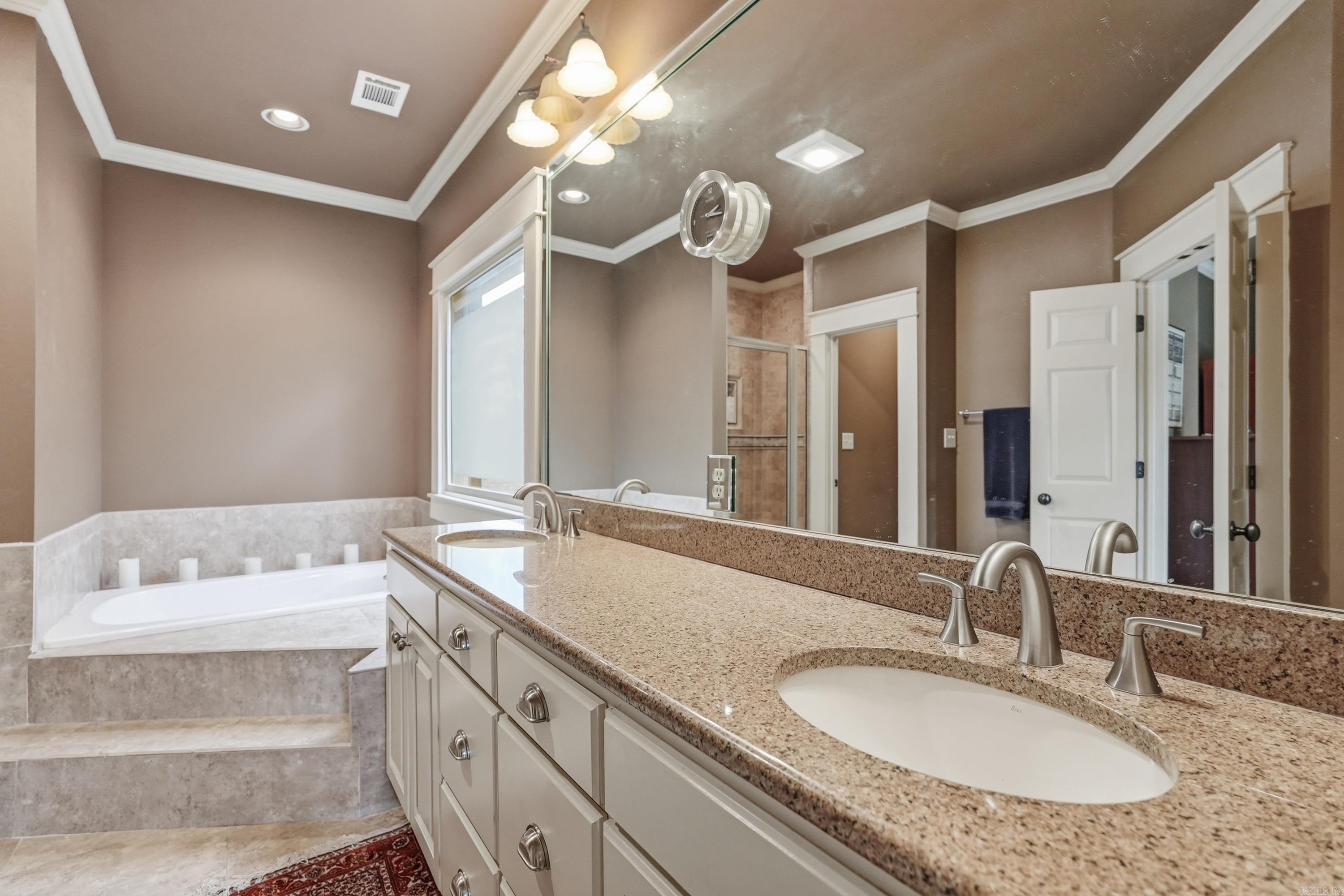 CITY OF LR L1 - Residential