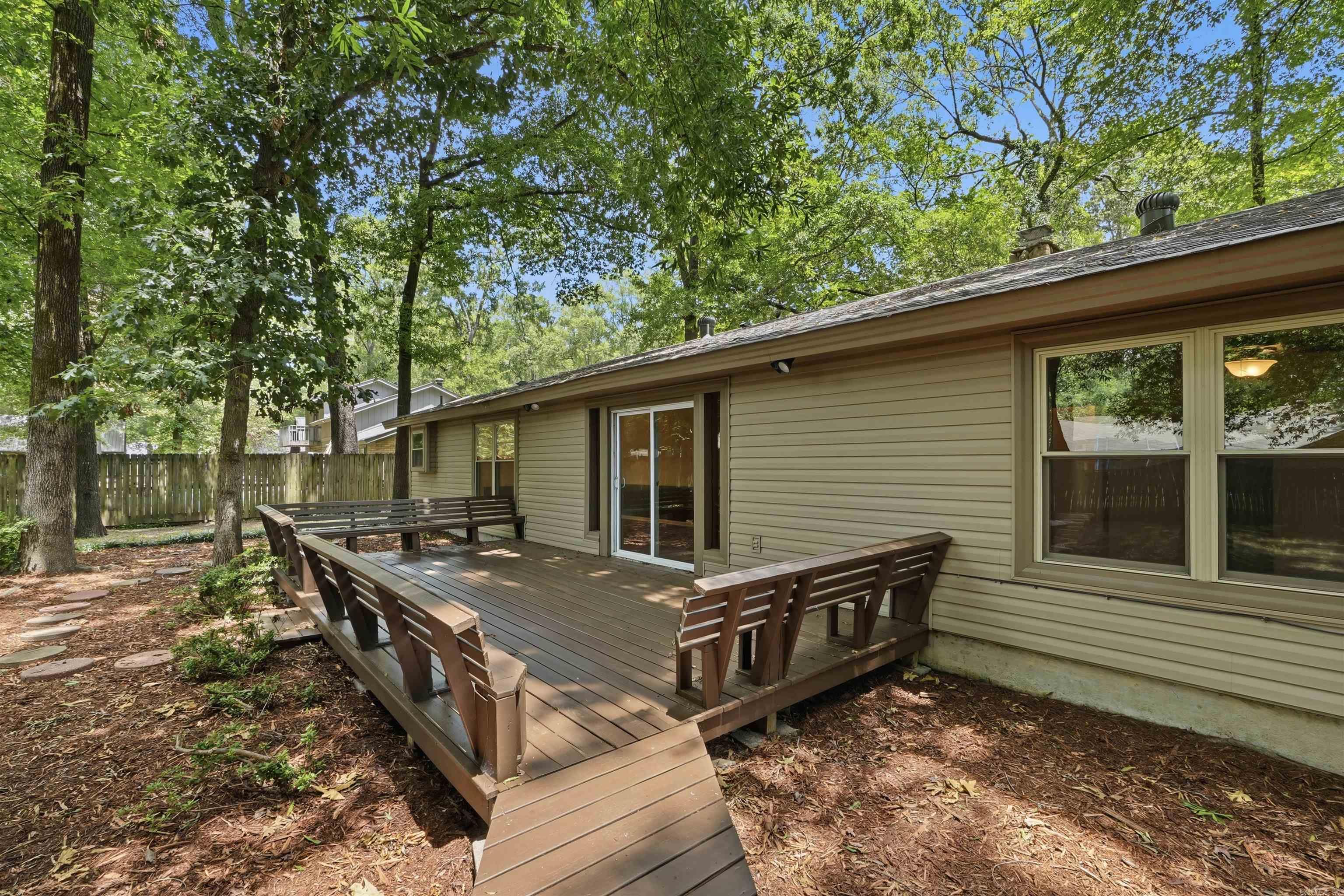 SMOKING OAKS ADD - Residential