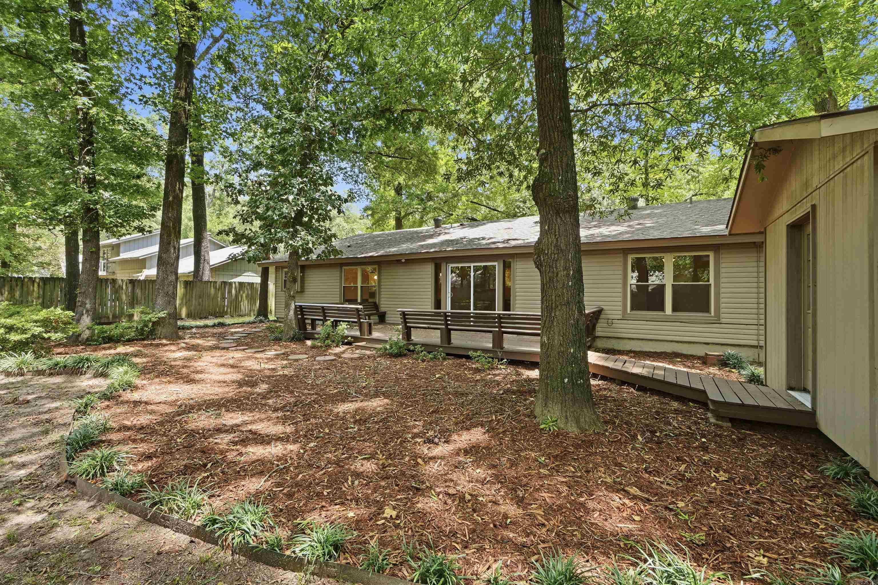 SMOKING OAKS ADD - Residential