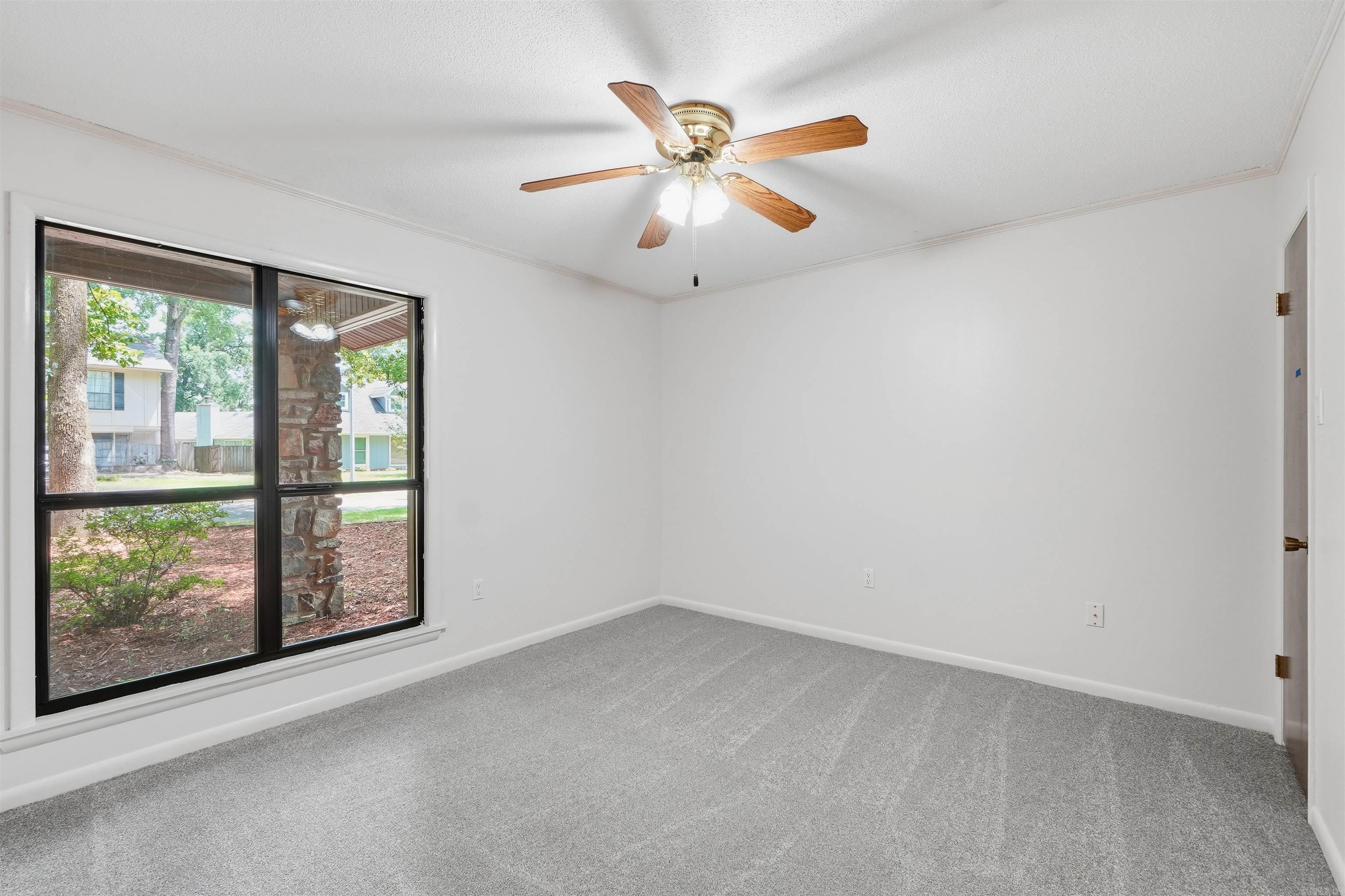 SMOKING OAKS ADD - Residential
