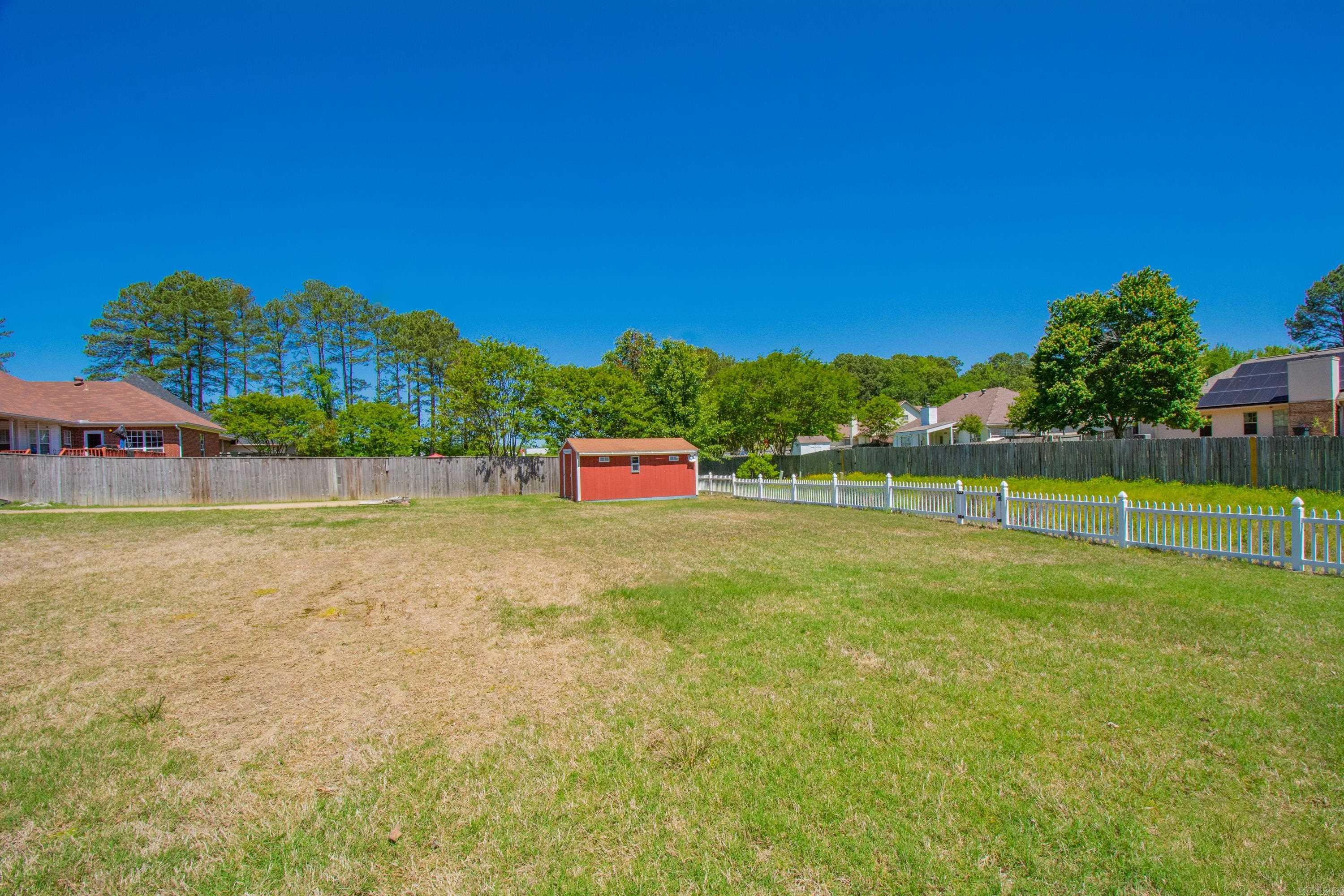 LEXINGTON PARK - Residential