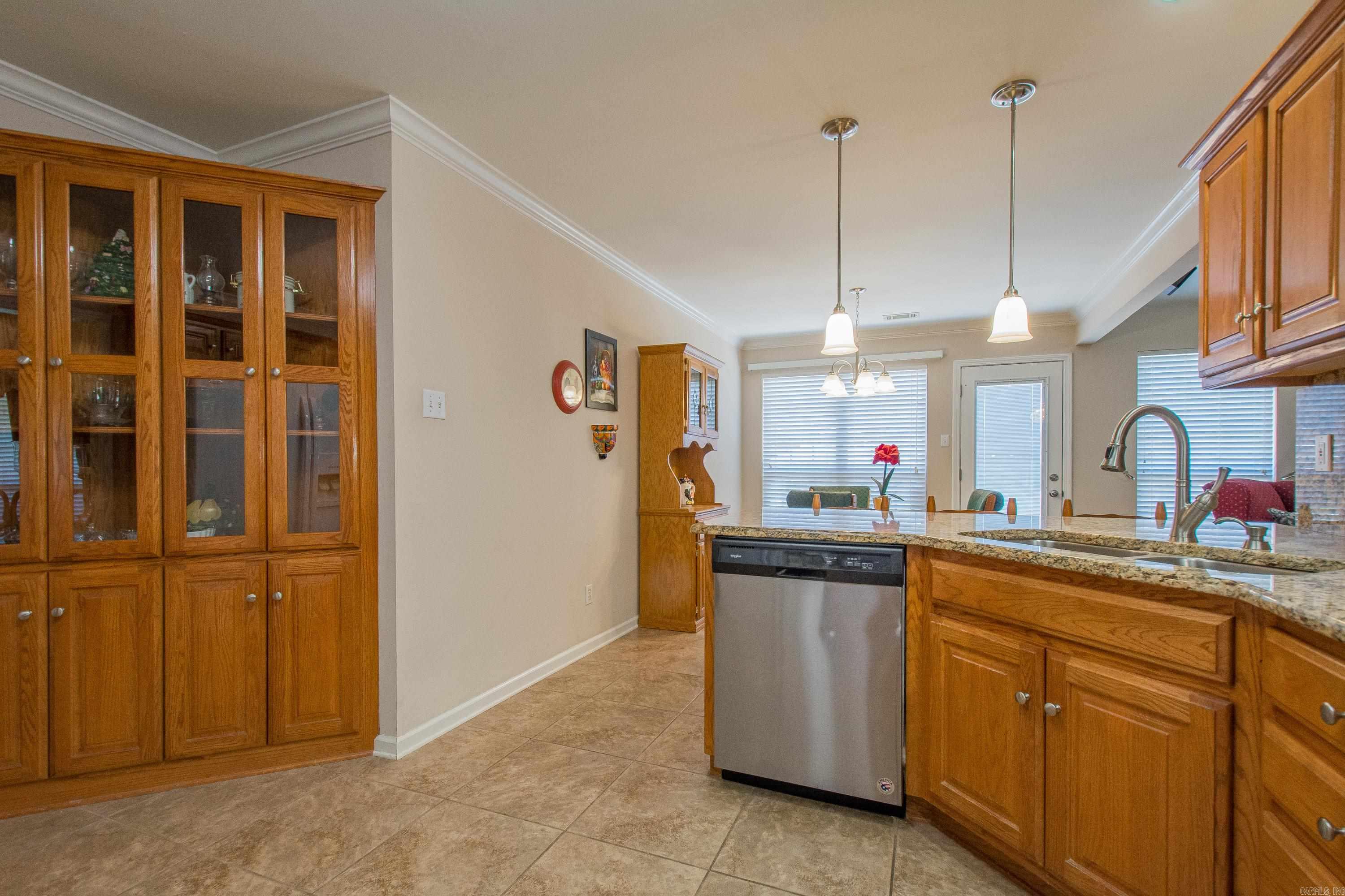 LEXINGTON PARK - Residential