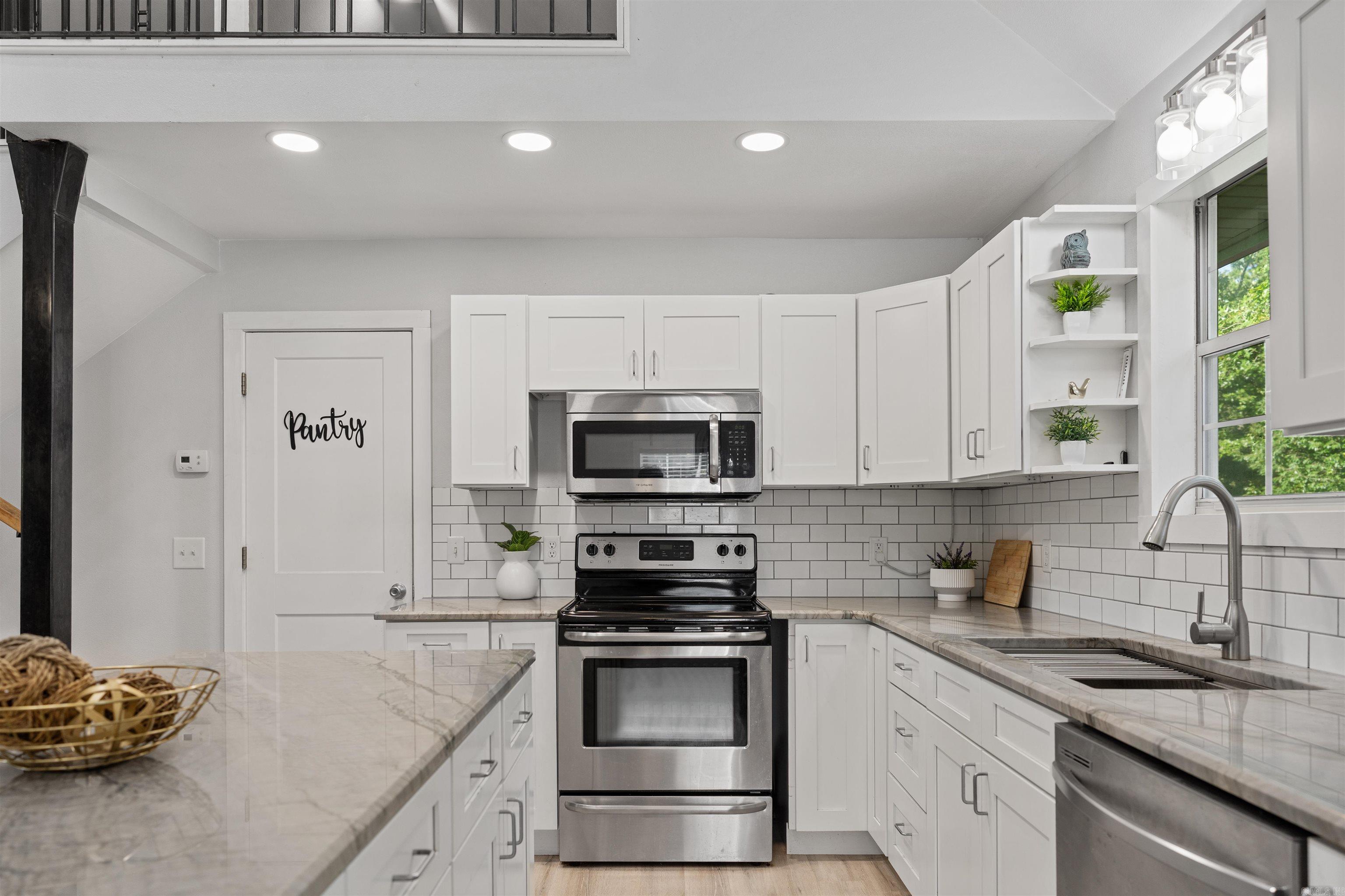BEAVER SHORES -RURBAN - Residential