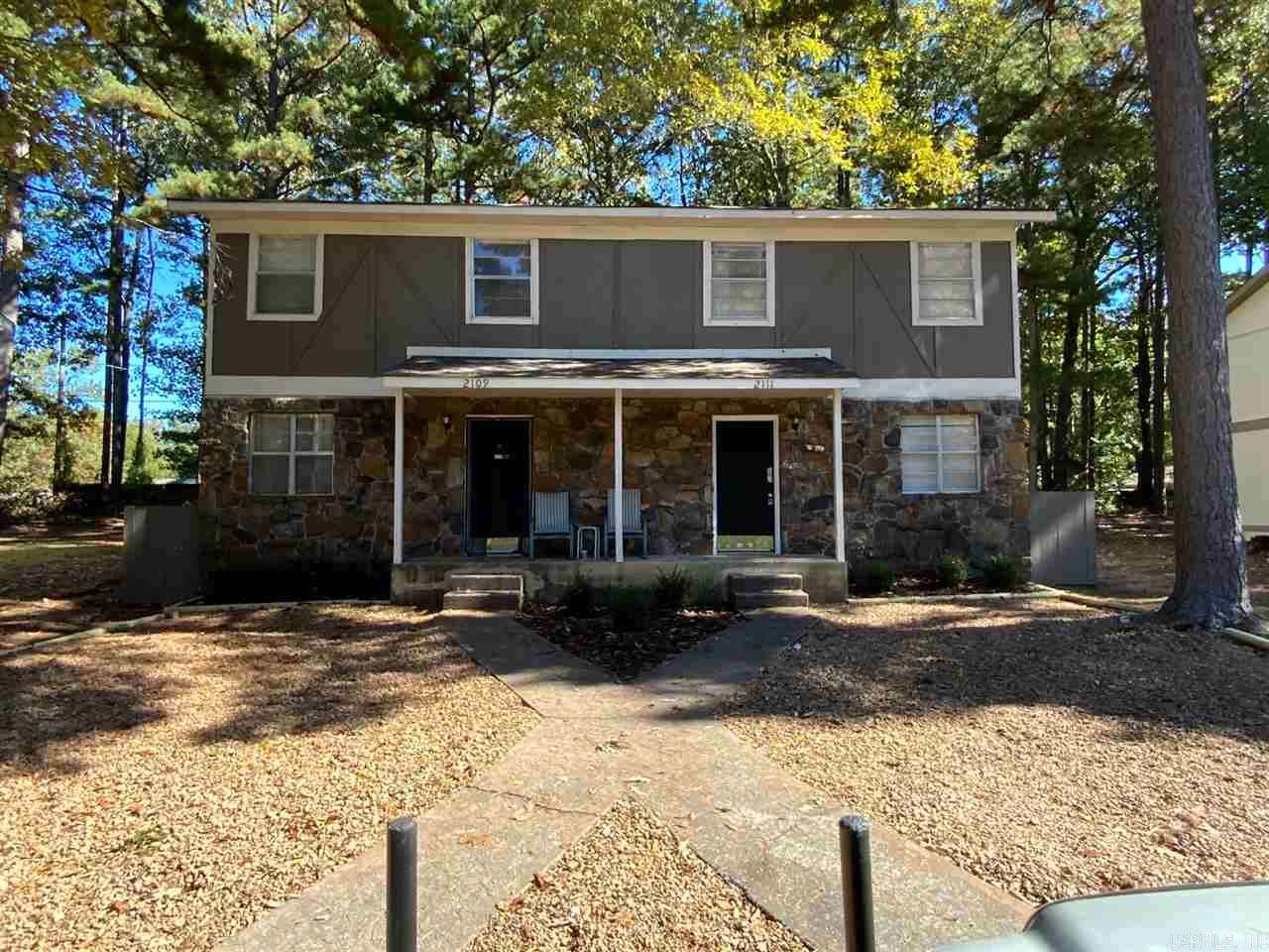 Cute townhouse in Little Rock! Come check out this 2bd/1.5ba townhouse is located on a cul de sac street. Plenty of space. Small storage room just out the back door. This property is located close to shopping, dining and much more! There is a 25 lbs weight limit for pets unless they are service animals. This property is managed by Hoffman Team so beware of scammers - we will never ask you to Cashapp us money. The lease for this property is for 18 months with a 3% increase after the first year. Income must be 3x the amount of rent per month unless you have a housing voucher.