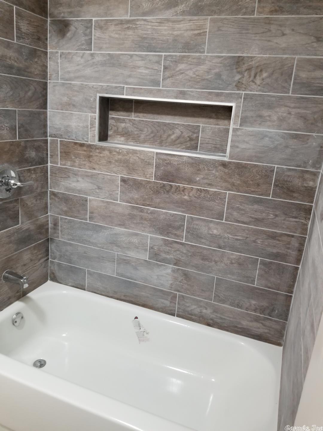 HENRYS - Residential