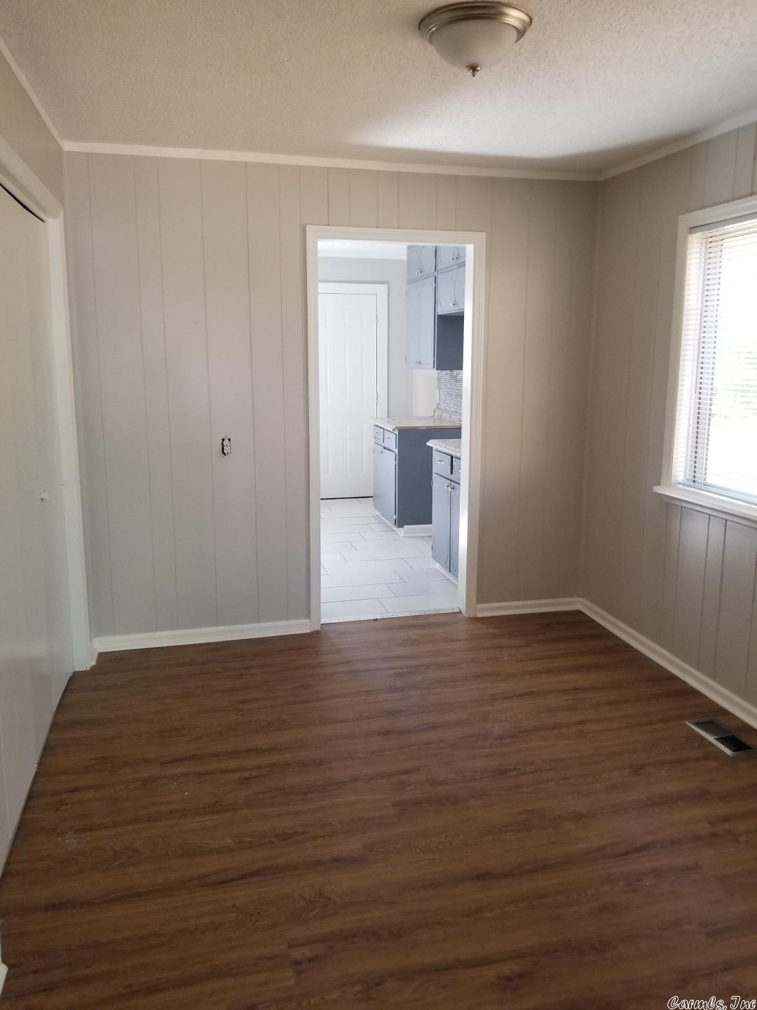 HENRYS - Residential