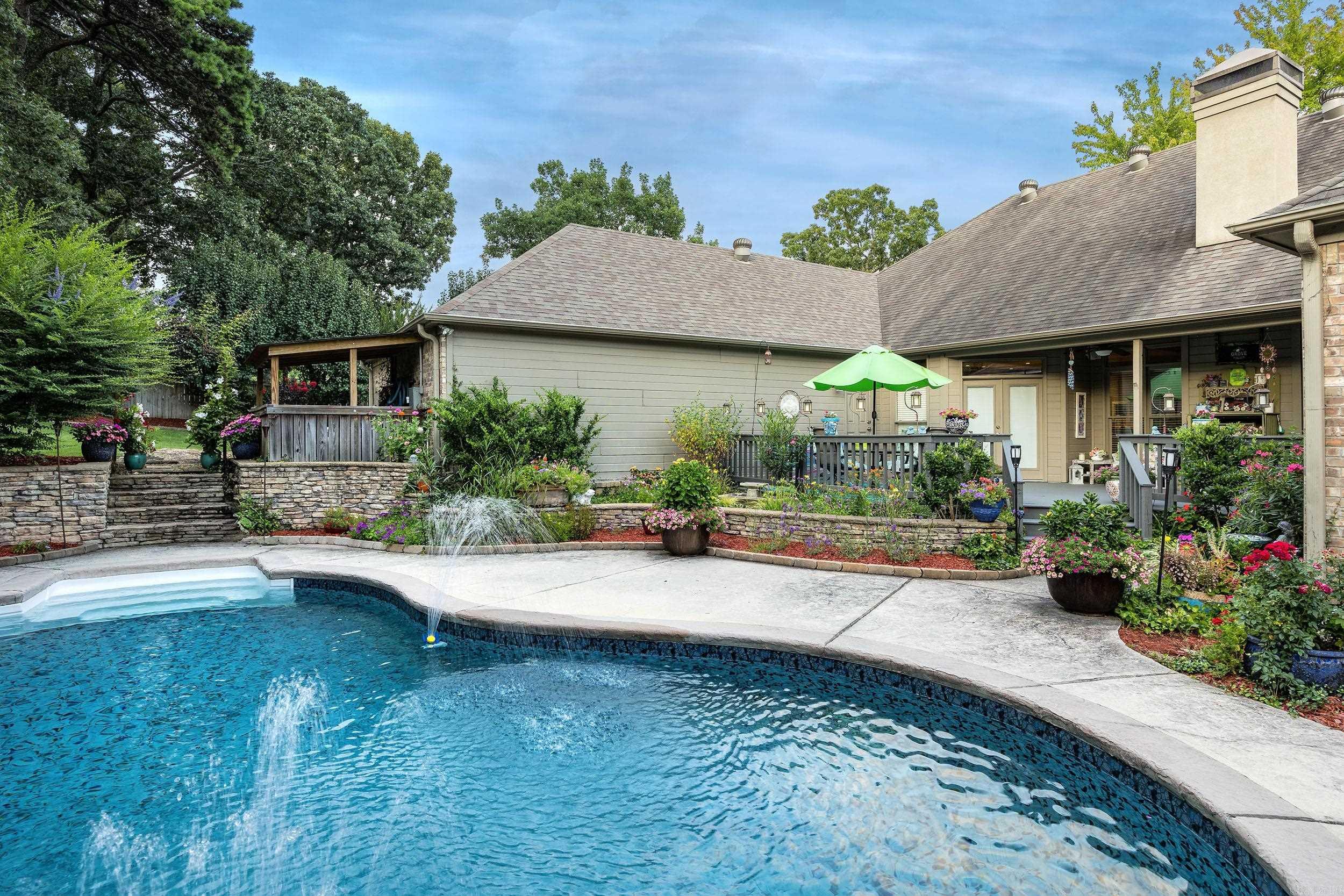 CHENAL VALLEY LAMARCHE PLACE NBH - Residential
