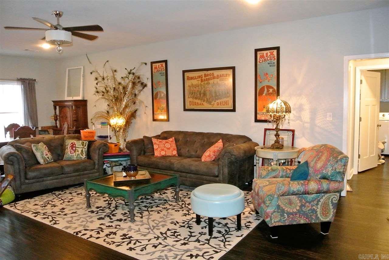 RICHLAND HILLS - Residential