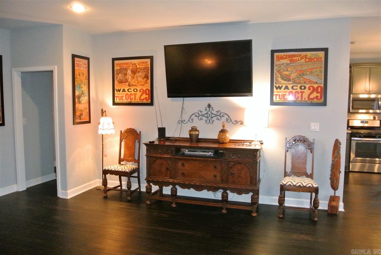 RICHLAND HILLS - Residential