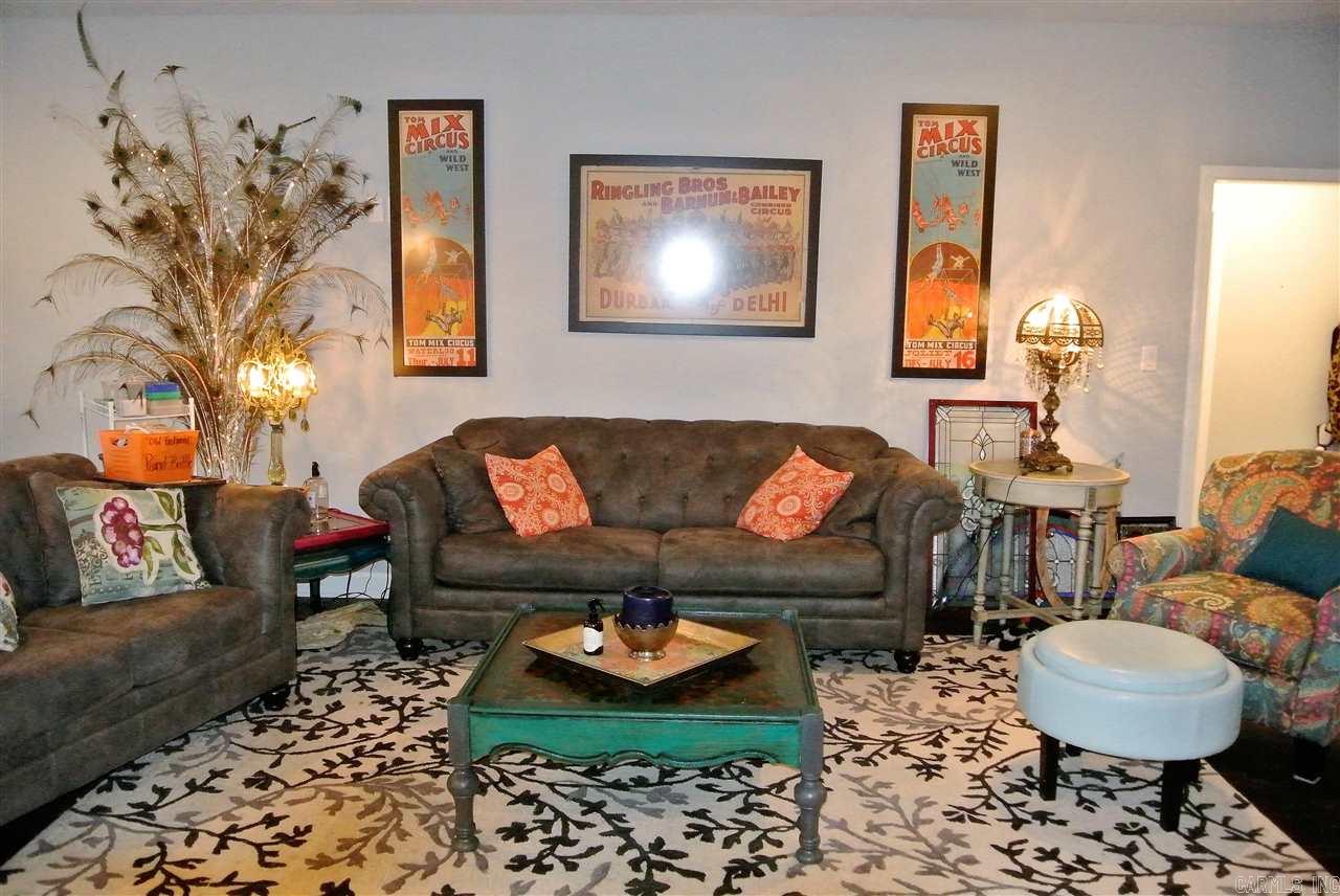 RICHLAND HILLS - Residential