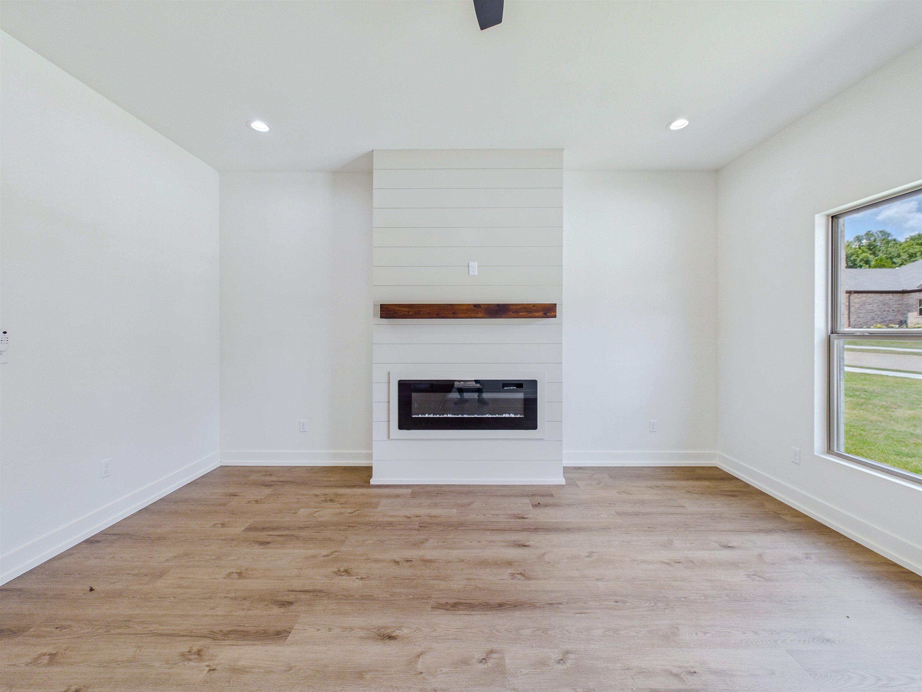 RIDGE VIEW - Residential
