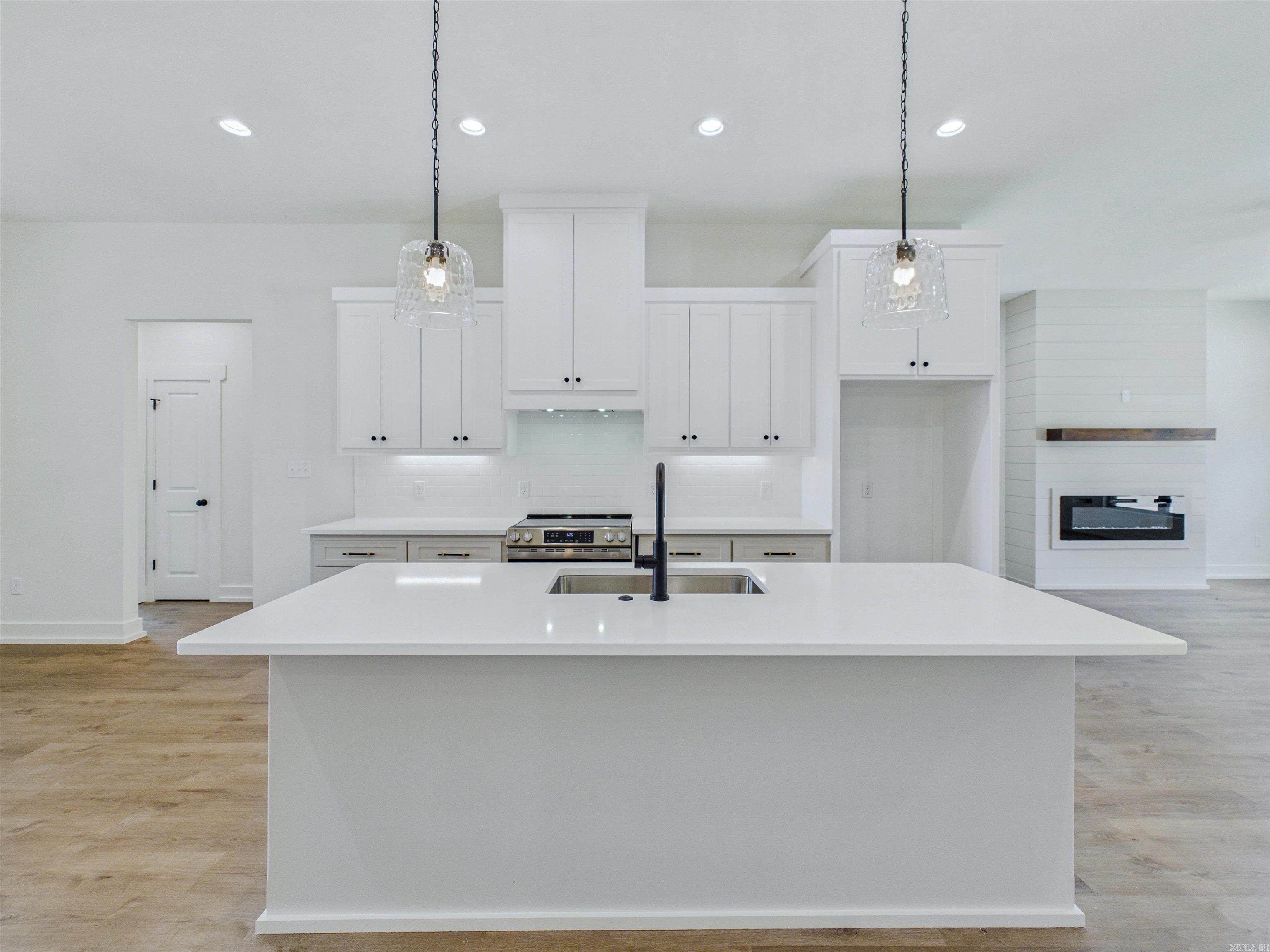 RIDGE VIEW - Residential