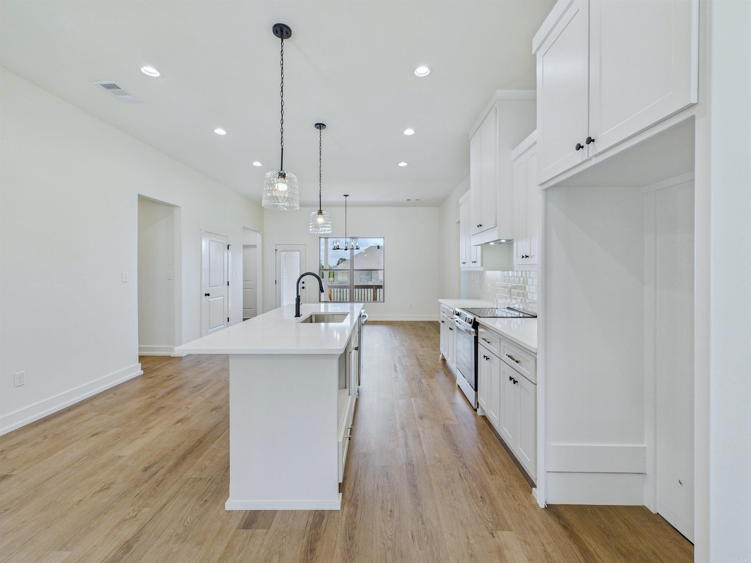 RIDGE VIEW - Residential