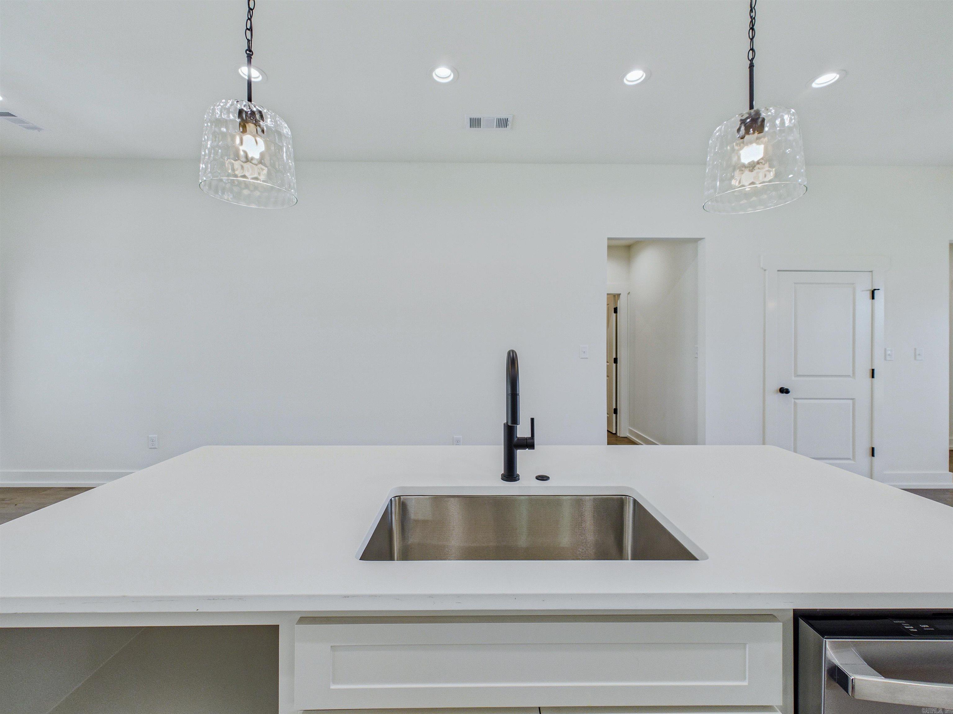 RIDGE VIEW - Residential