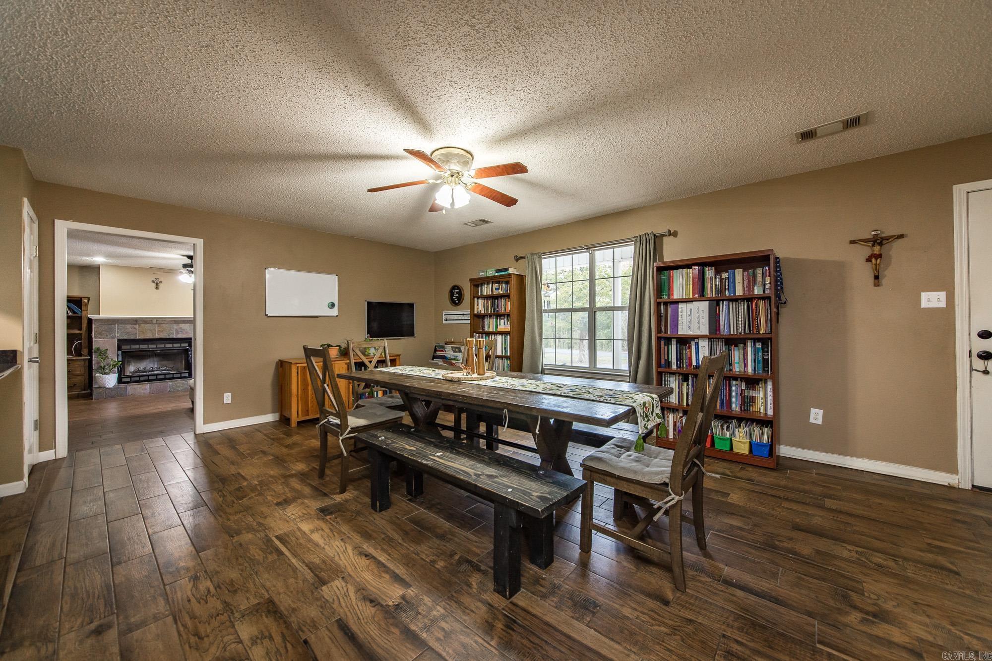 TANGLEWOOD ACRES - Residential