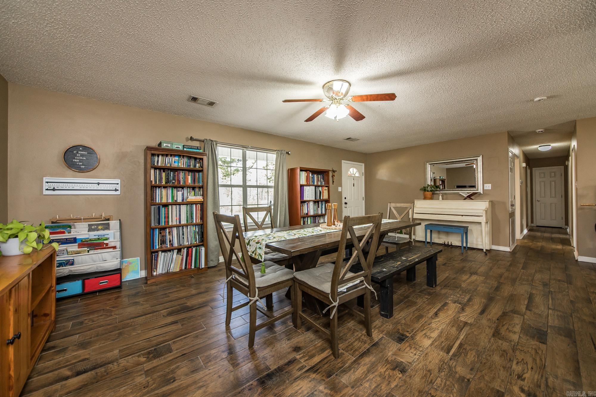 TANGLEWOOD ACRES - Residential