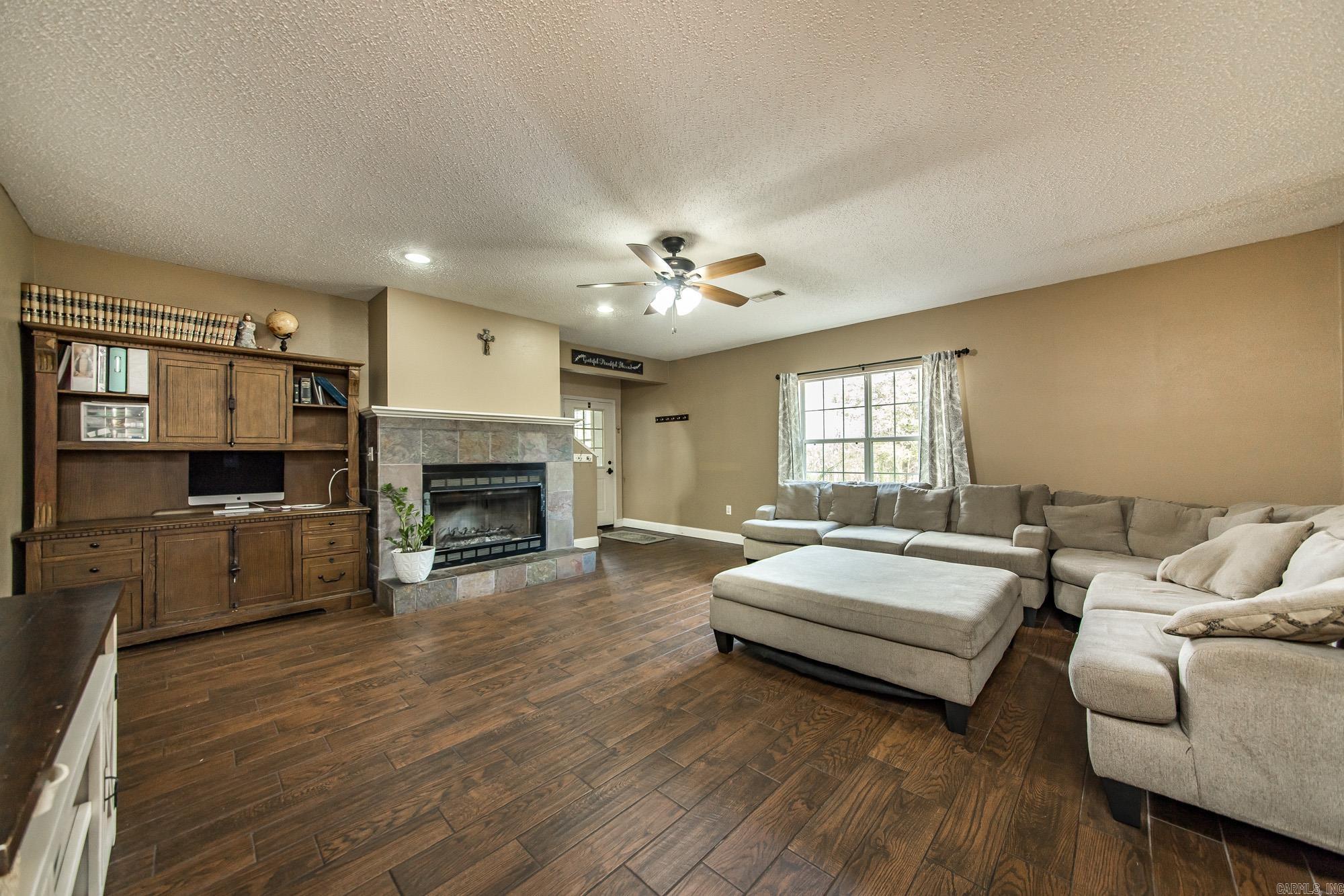 TANGLEWOOD ACRES - Residential