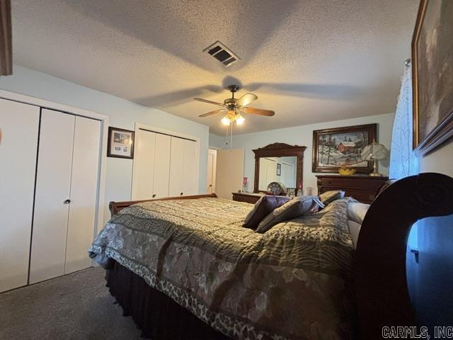 LEANING PINES - Residential