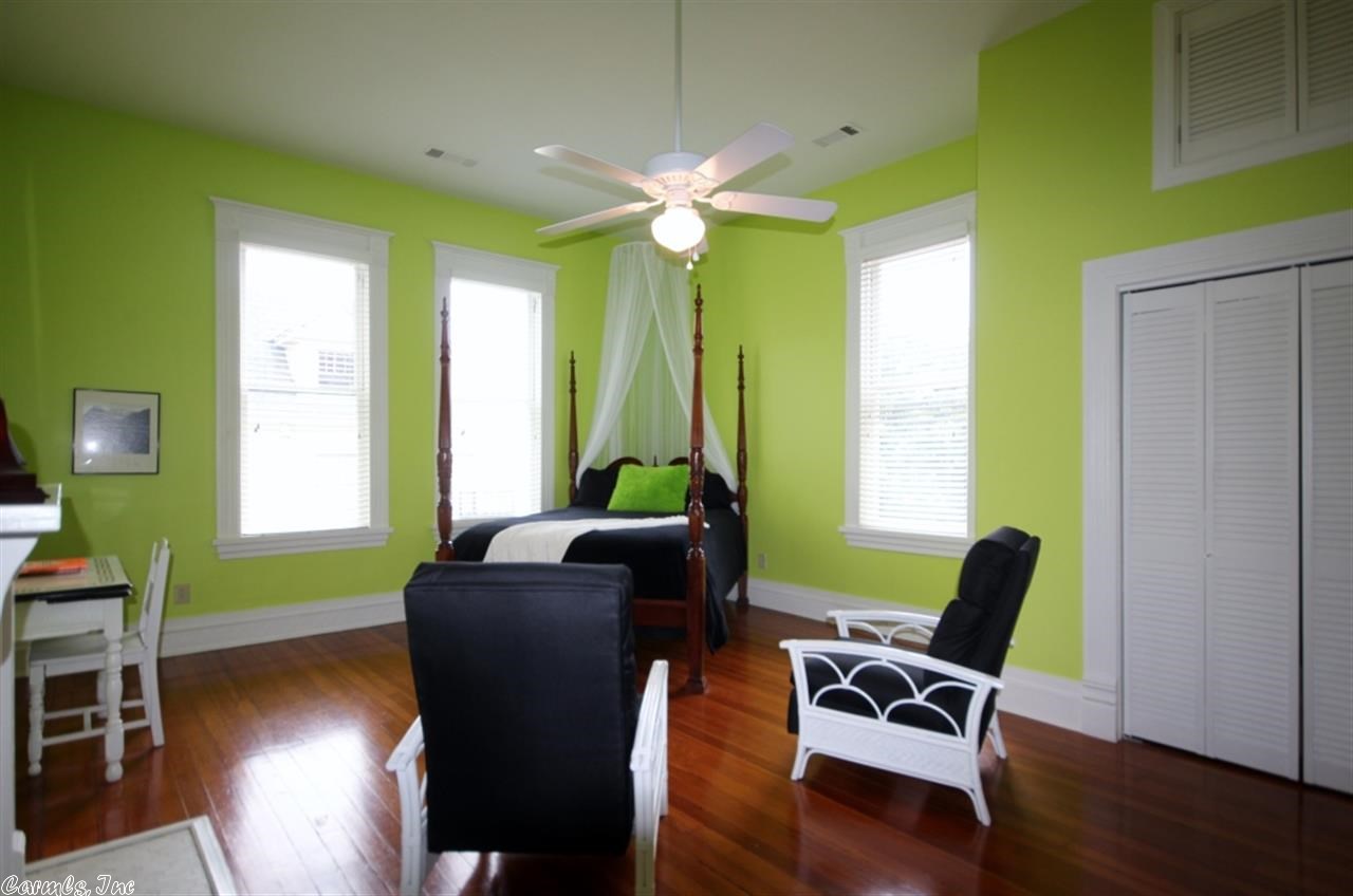 CITY OF LR L1 - Residential