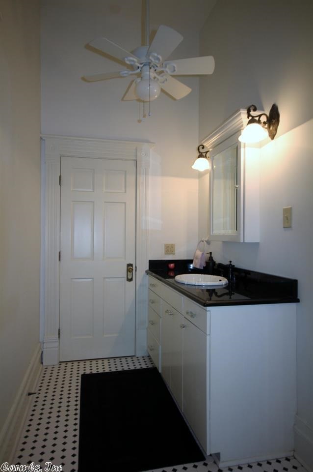 CITY OF LR L1 - Residential