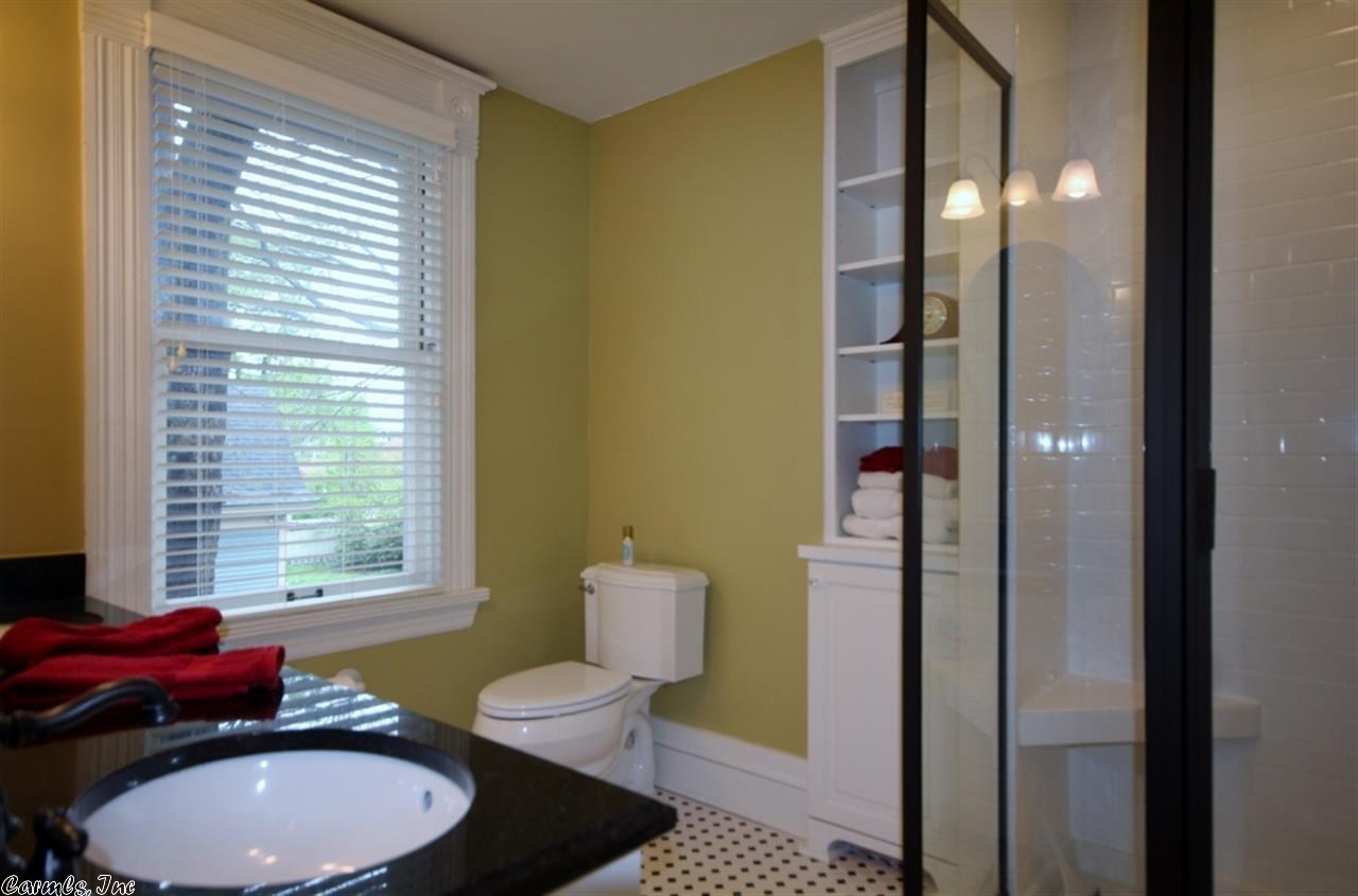 CITY OF LR L1 - Residential