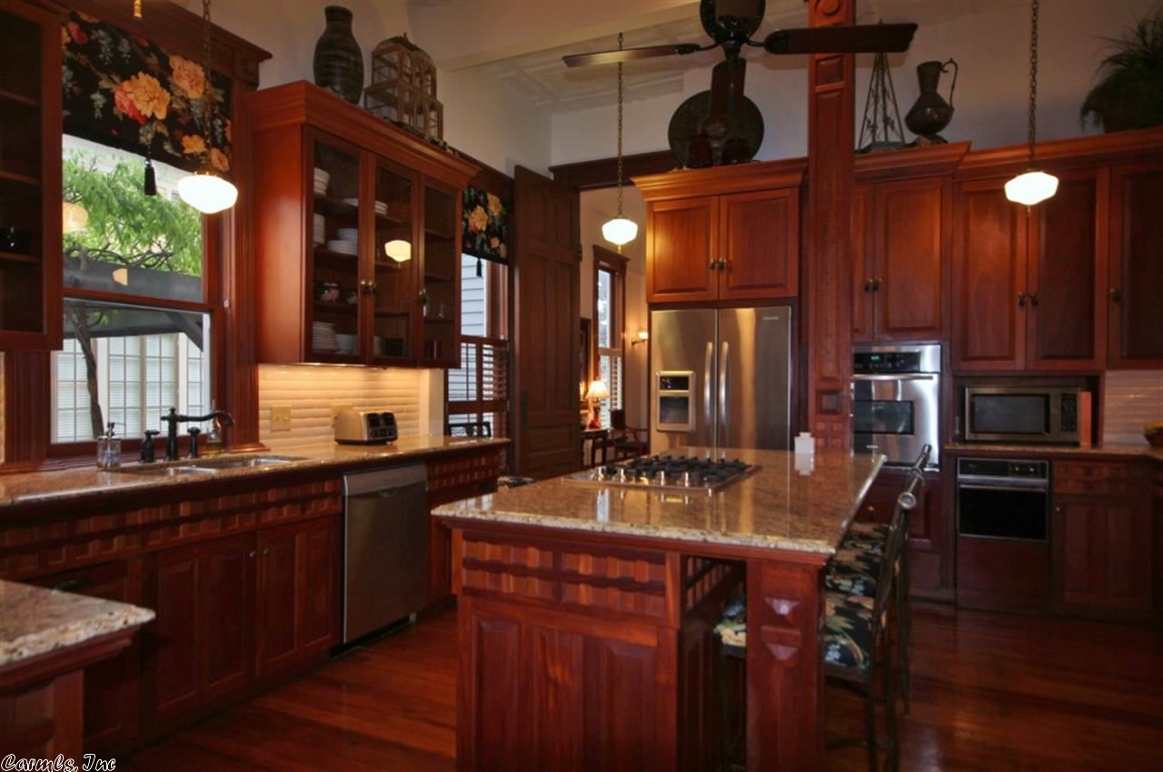 CITY OF LR L1 - Residential