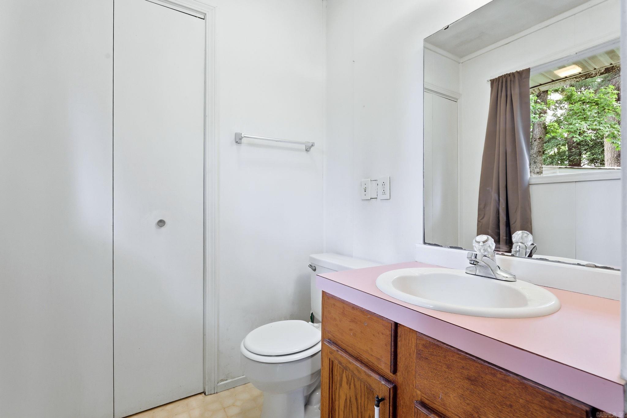 NORTH LAKEVIEW - Residential
