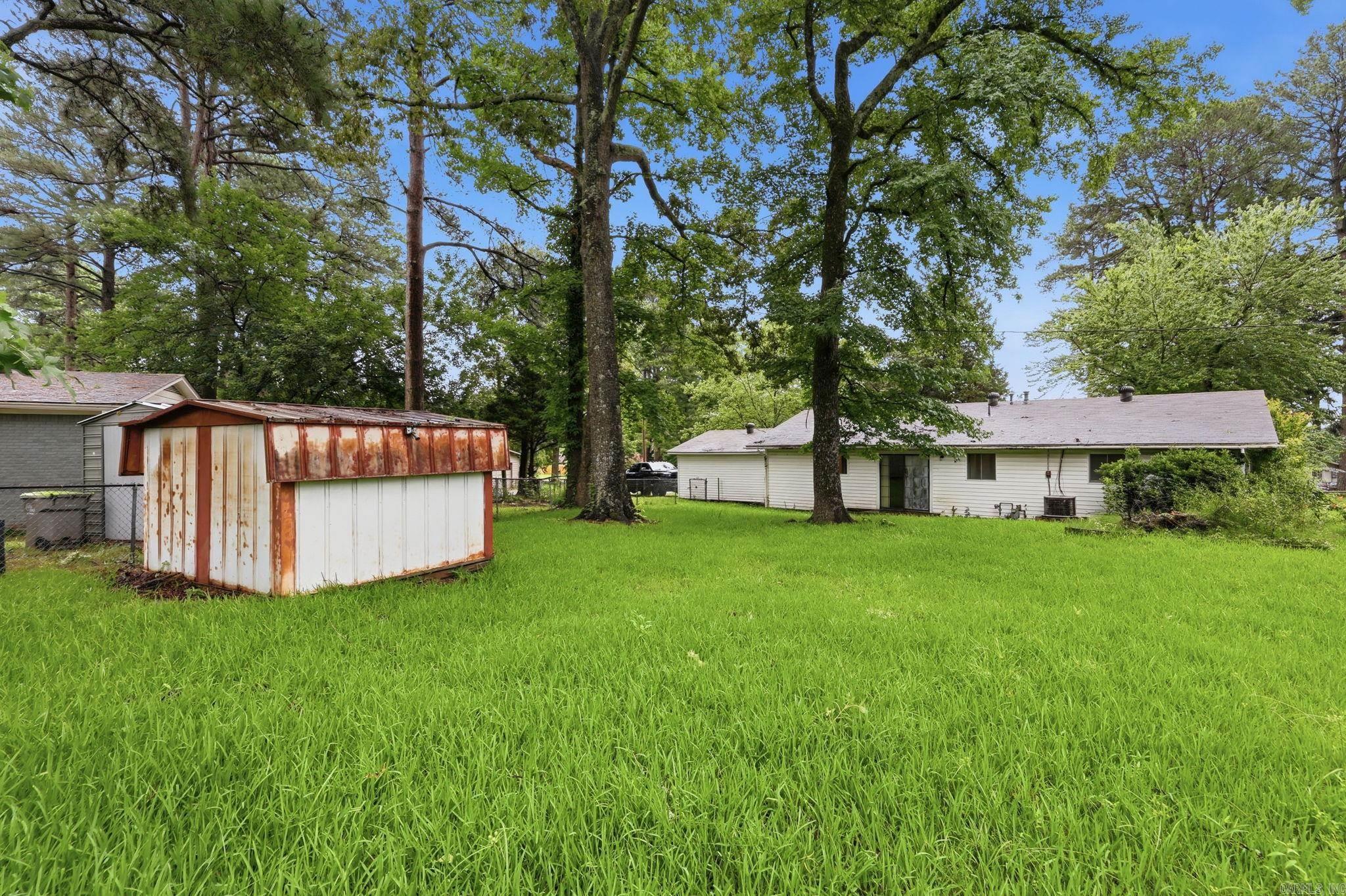 NORTH LAKEVIEW - Residential