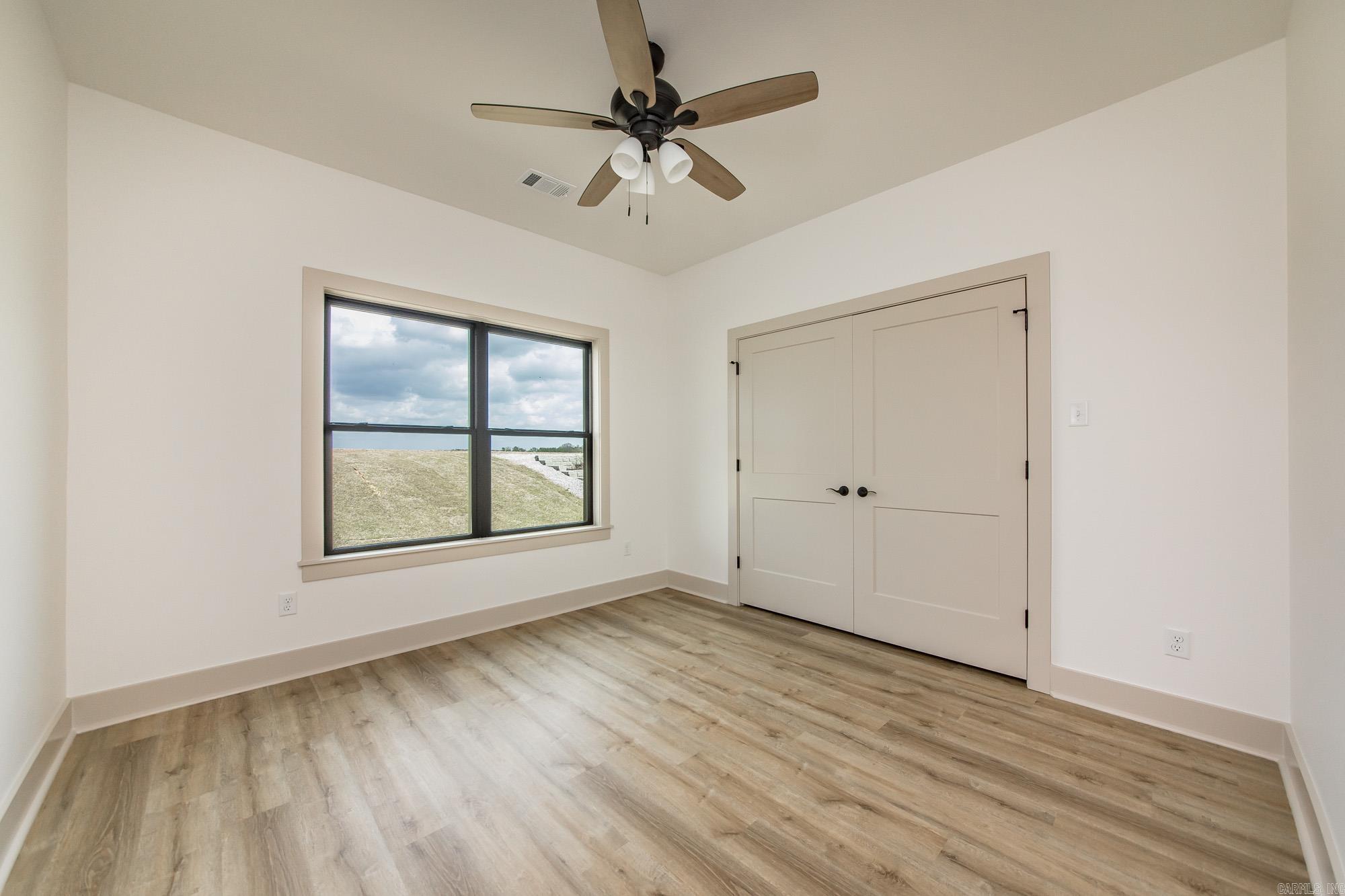 HIDDEN VALLEY ESTATES - Residential