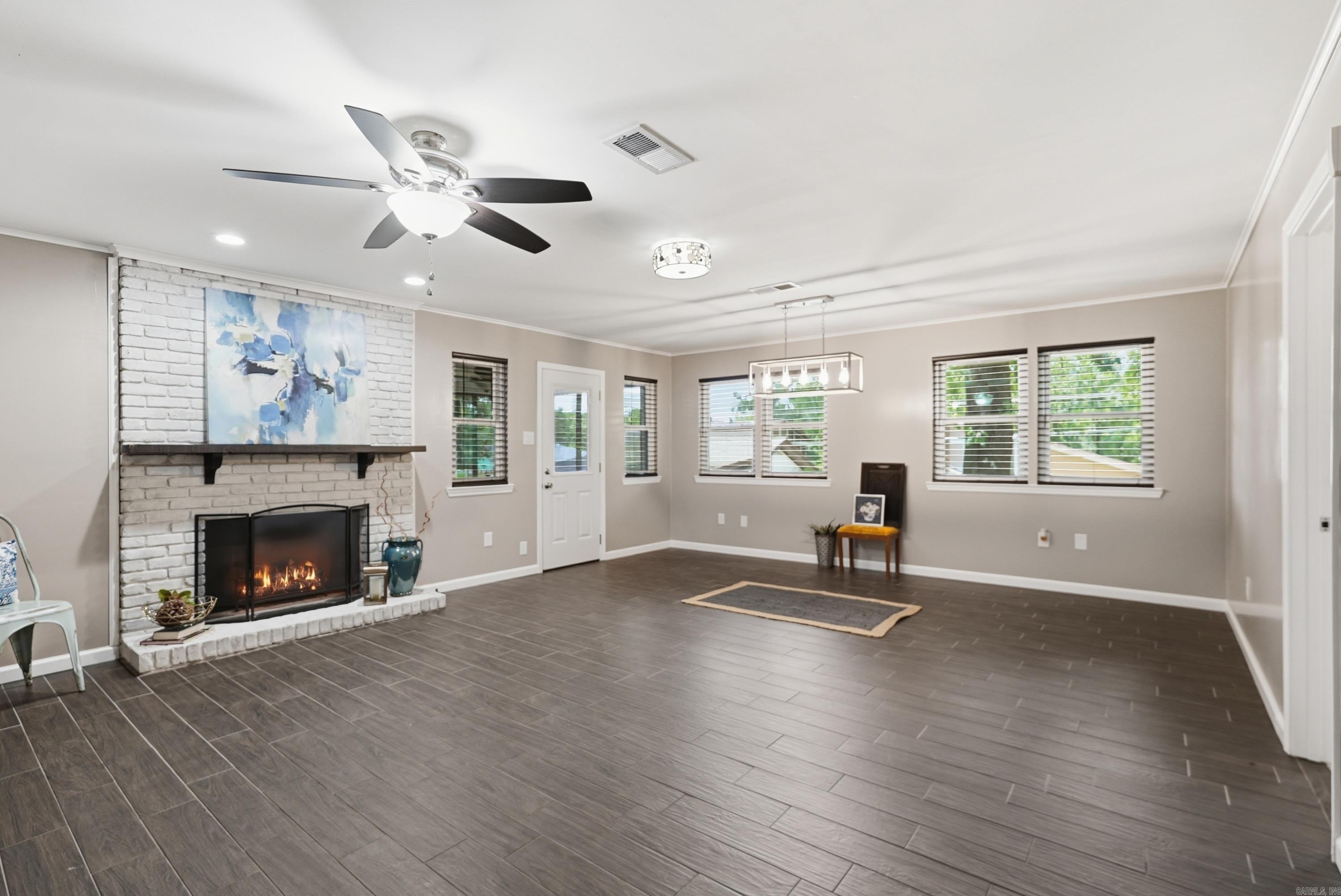INDIAN HILLS - Residential