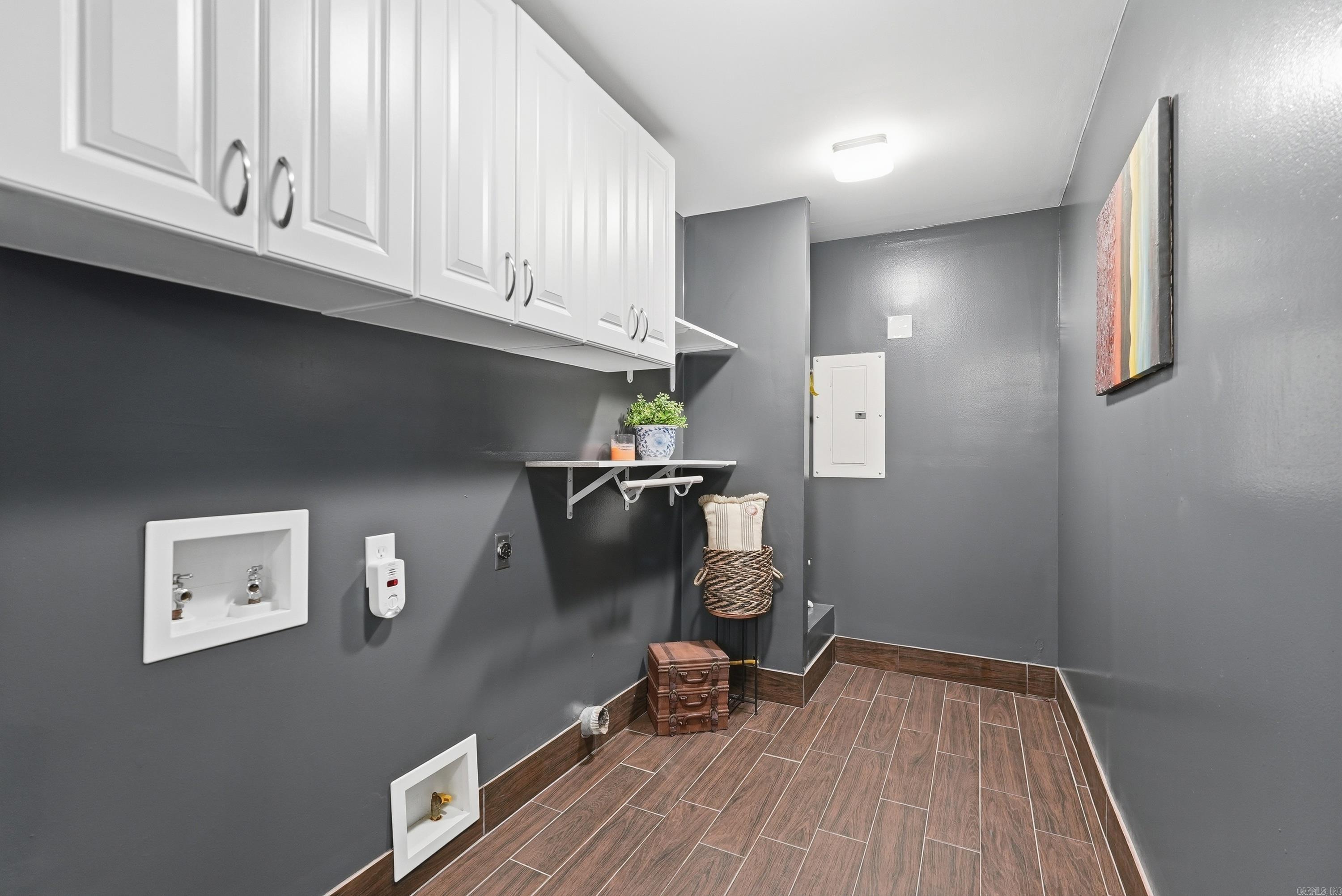 INDIAN HILLS - Residential