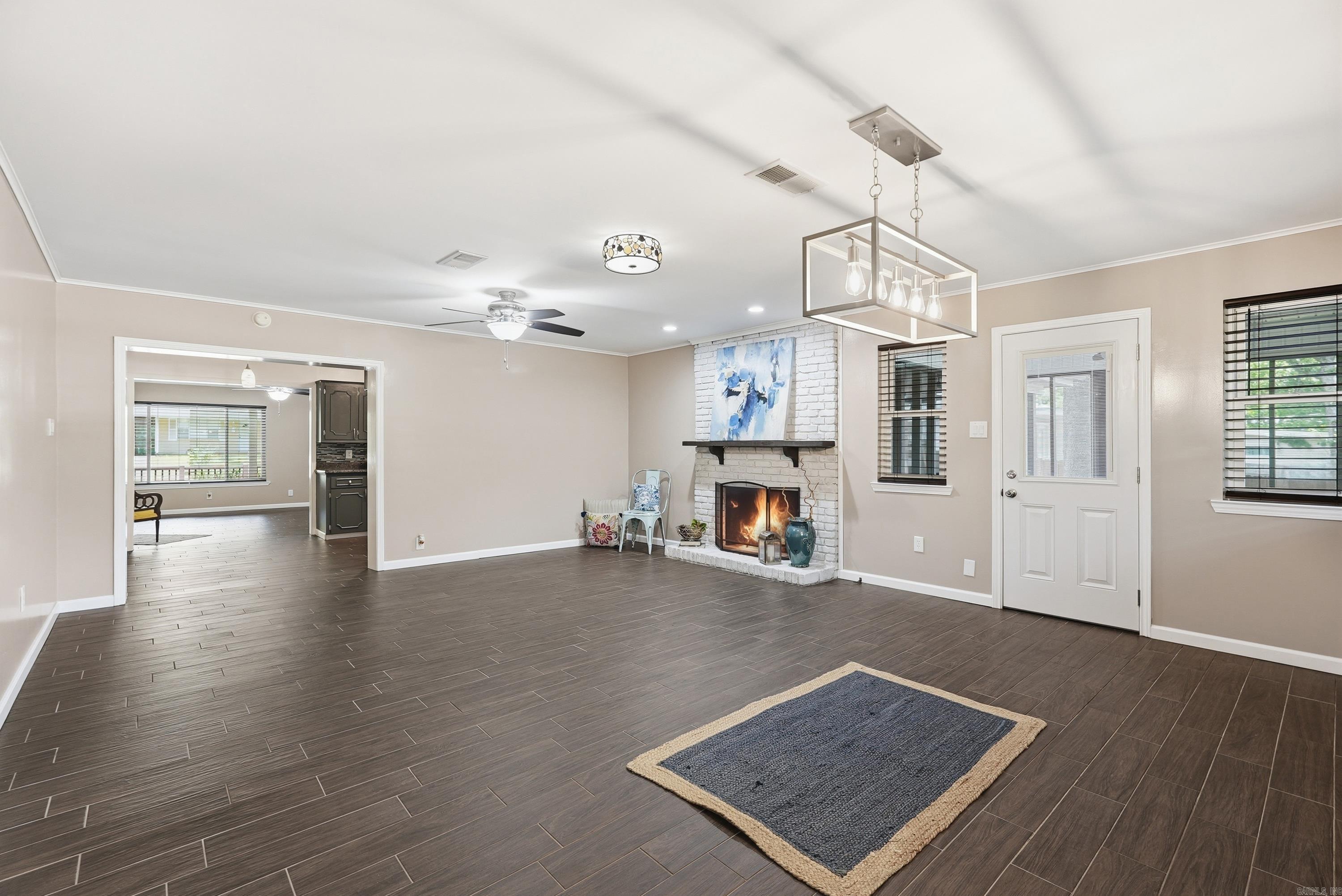 INDIAN HILLS - Residential