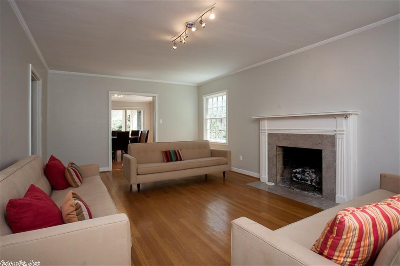 BEVERLY PLACE - Residential