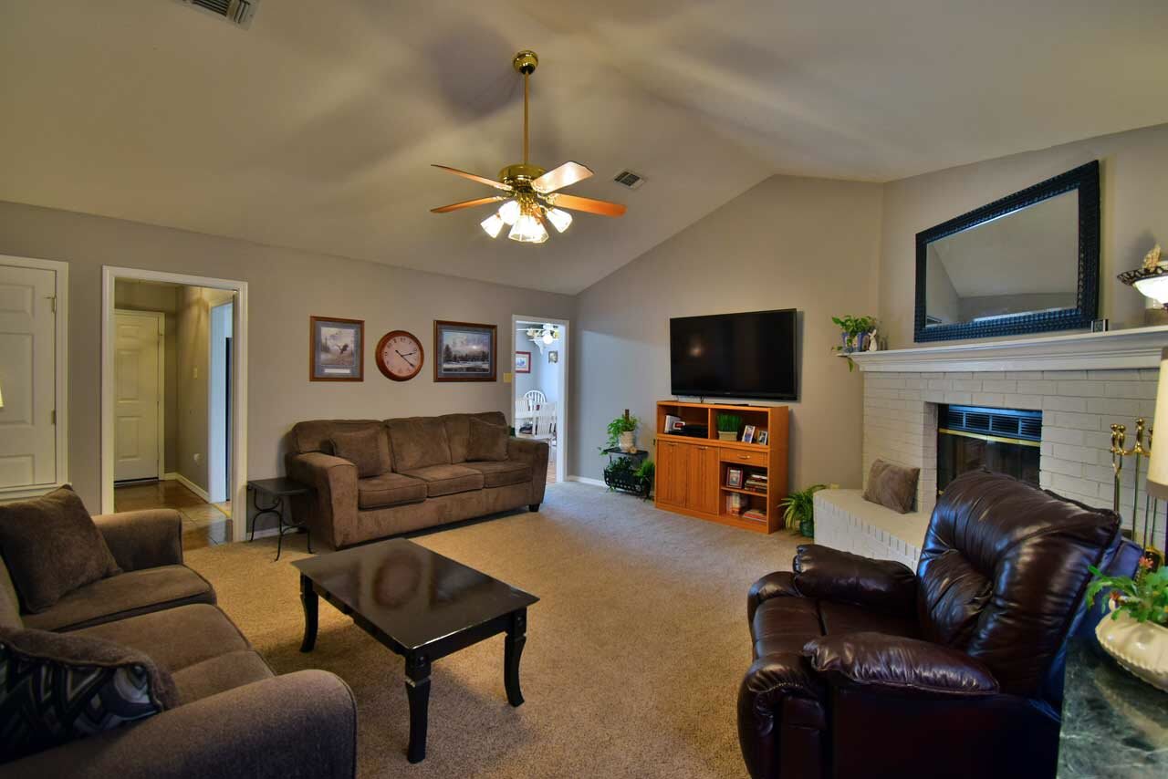 BRIARCREST - Residential