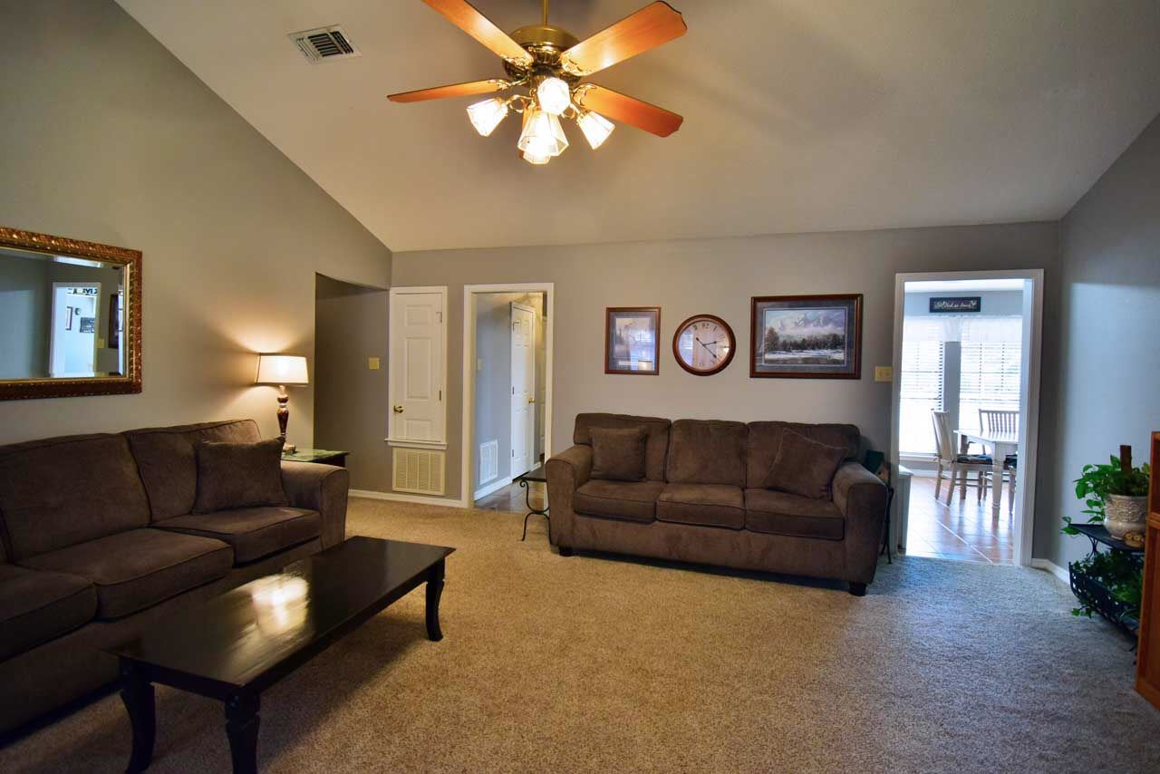 BRIARCREST - Residential