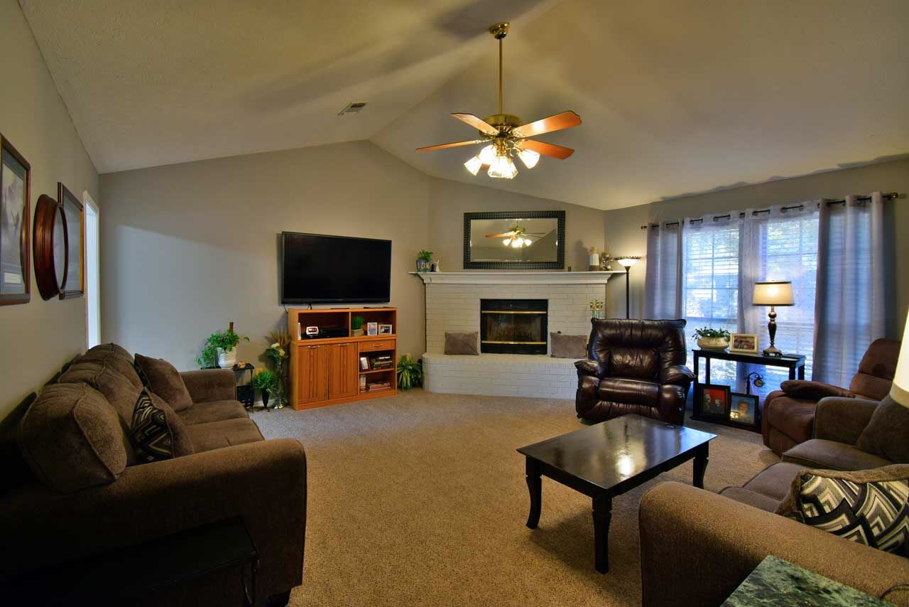 BRIARCREST - Residential