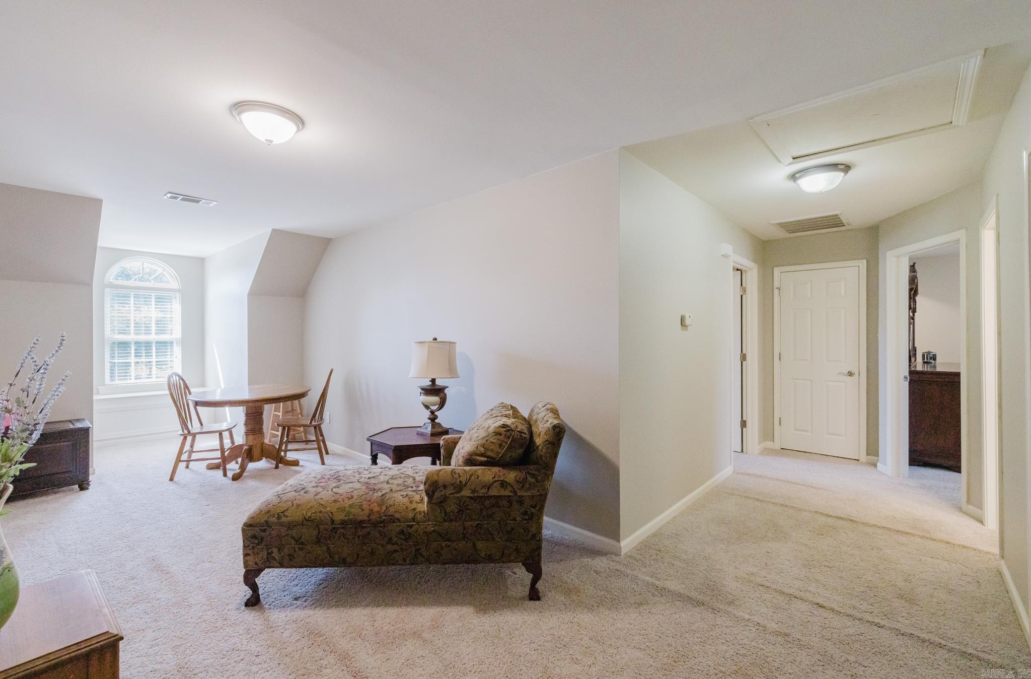 HURRICANE LAKE EST - Residential