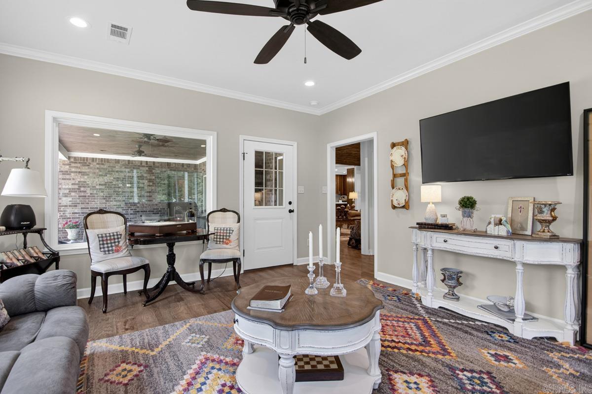 EAGLE RIDGE ESTATES - Residential