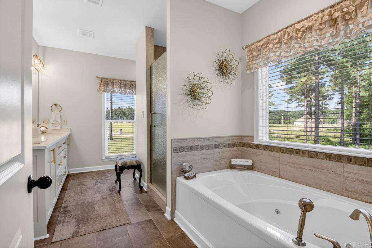 EAGLE RIDGE ESTATES - Residential