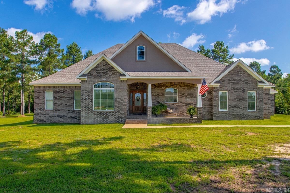 EAGLE RIDGE ESTATES - Residential