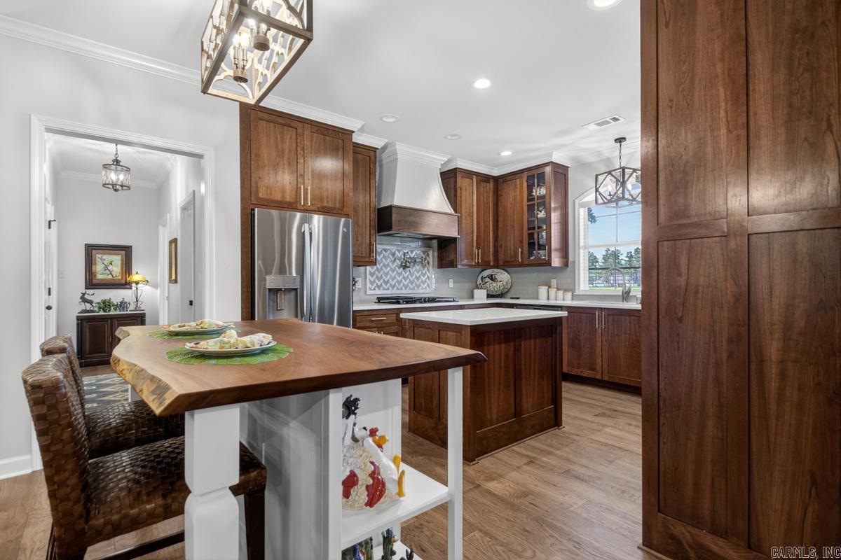 EAGLE RIDGE ESTATES - Residential
