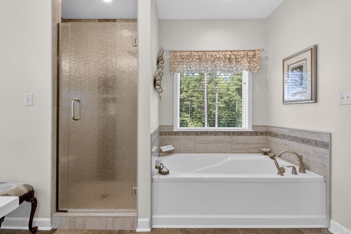 EAGLE RIDGE ESTATES - Residential